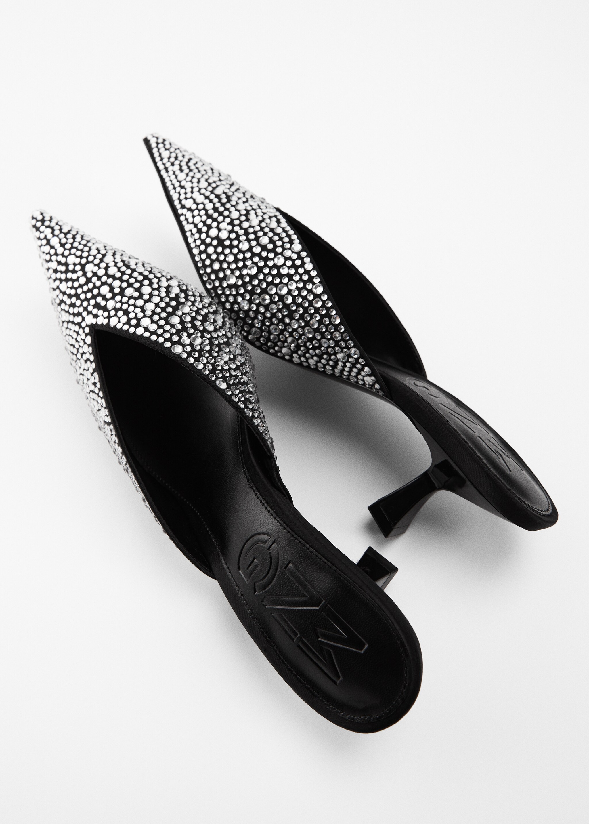Pointed-toe rhinestone shoes - Details of the article 5