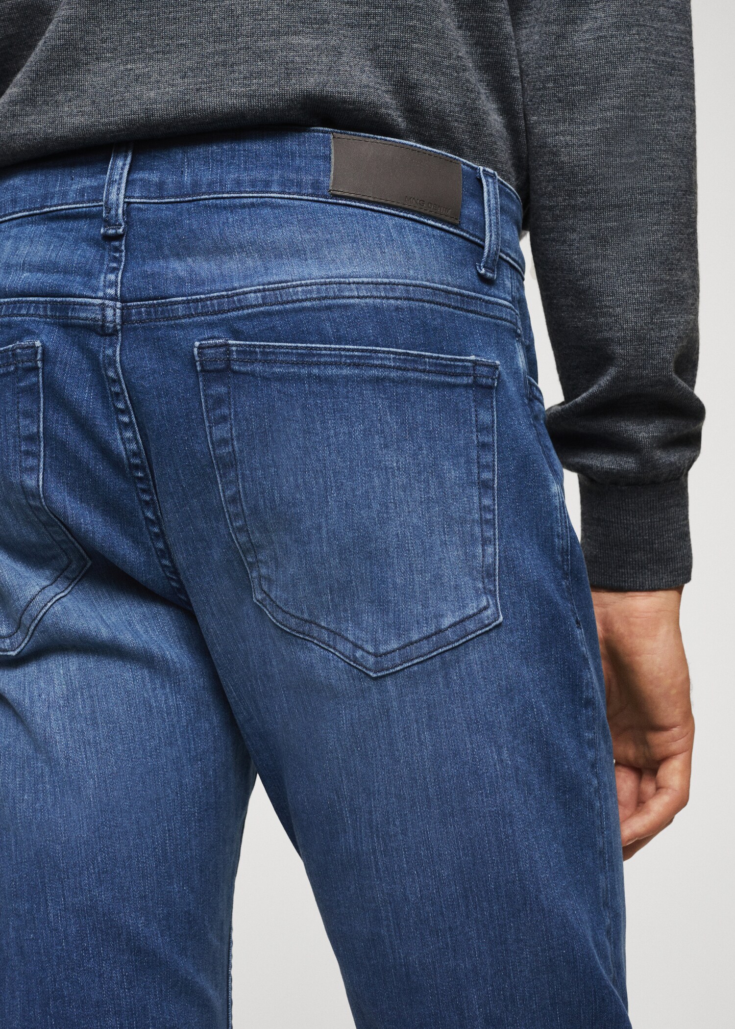 Jeans Patrick slim fit Ultra Soft Touch - Detalle del artículo 4