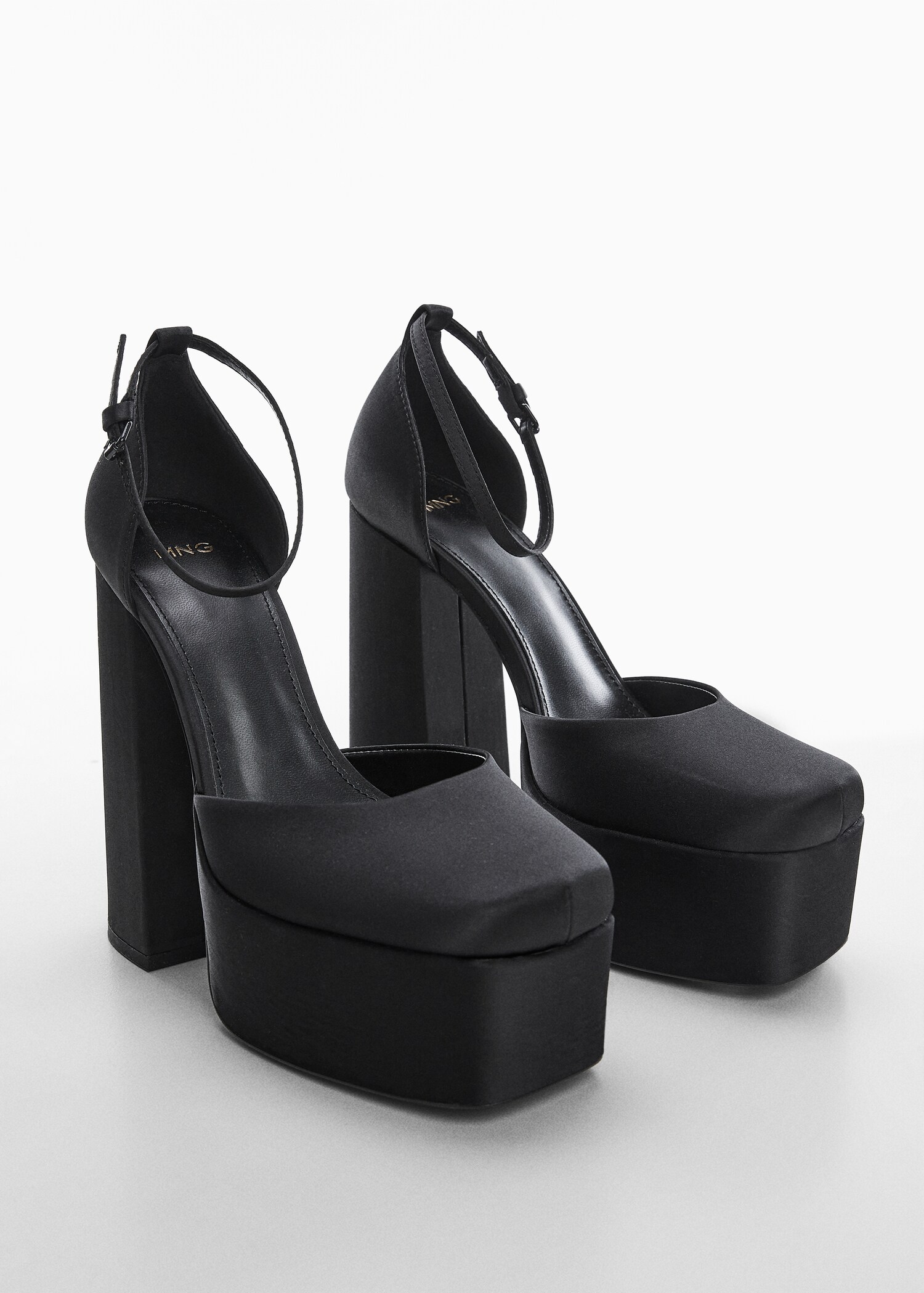 Satin platform shoes - Medium plane