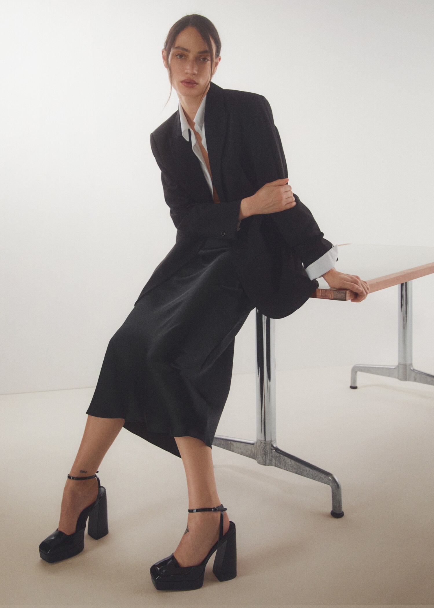 Block heel shoe - Details of the article 9