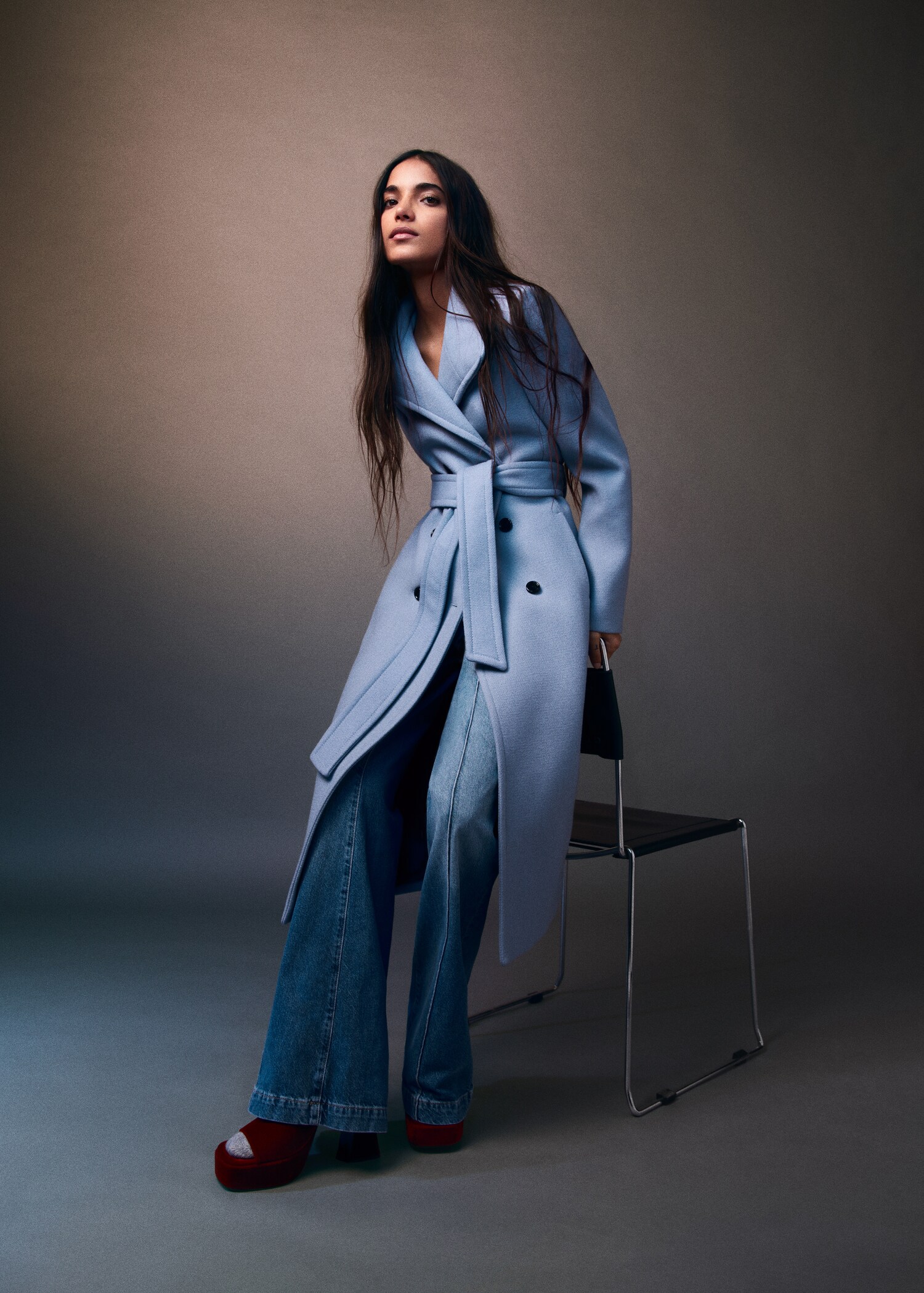 Woollen coat with belt - Details of the article 6