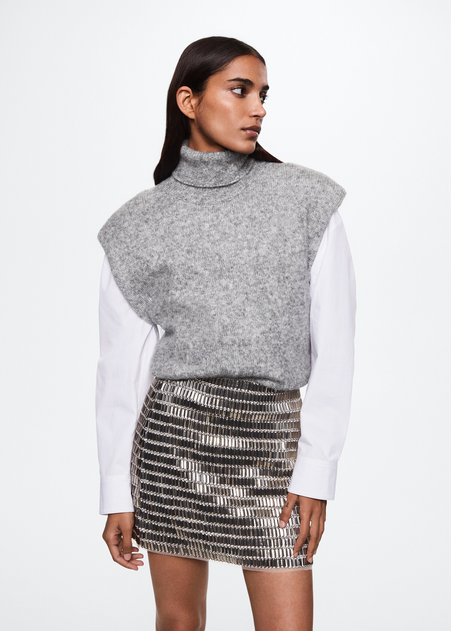 Knitted gilet with shoulder pads - Medium plane