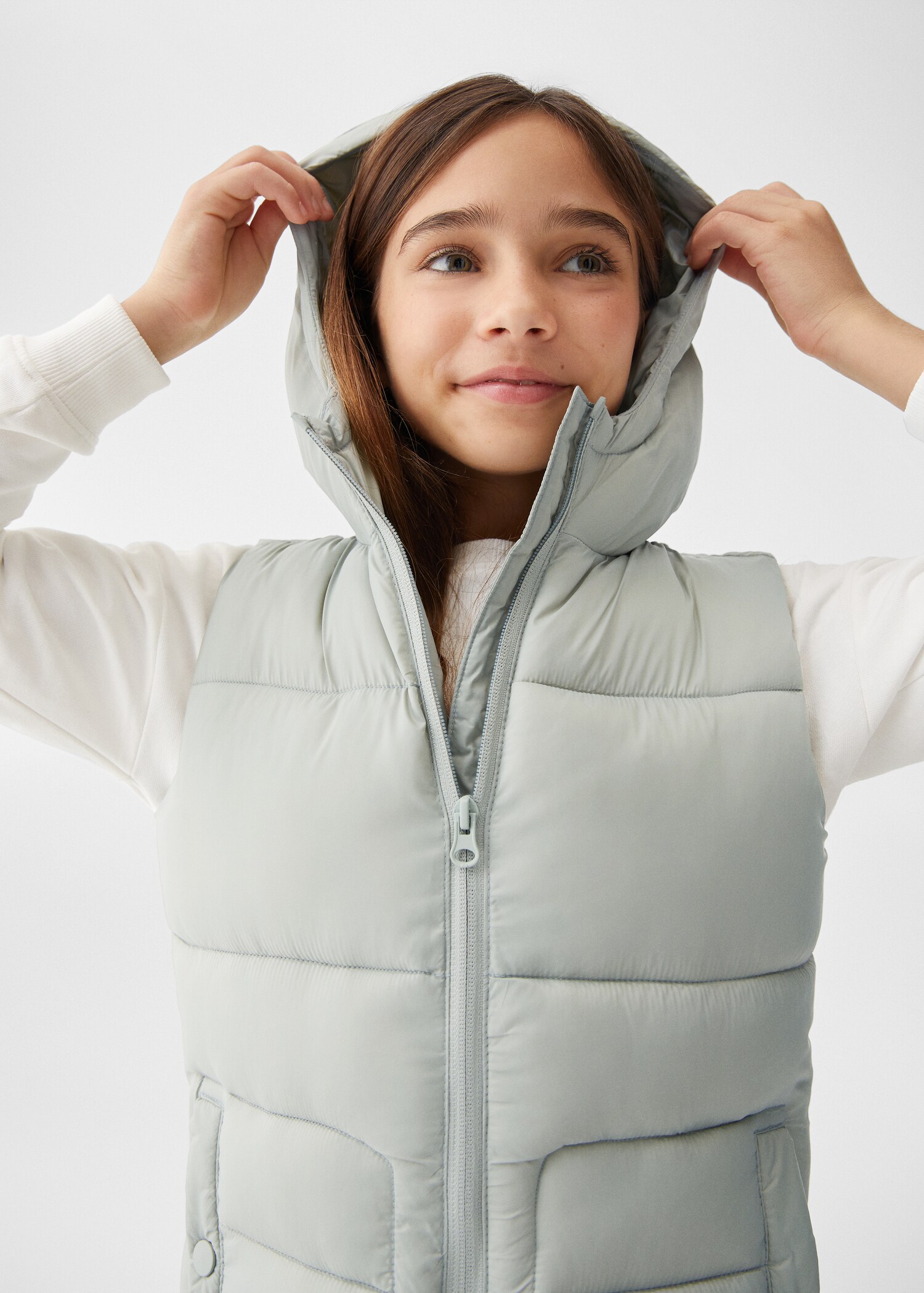 Quilted gilet with hood - Details of the article 2