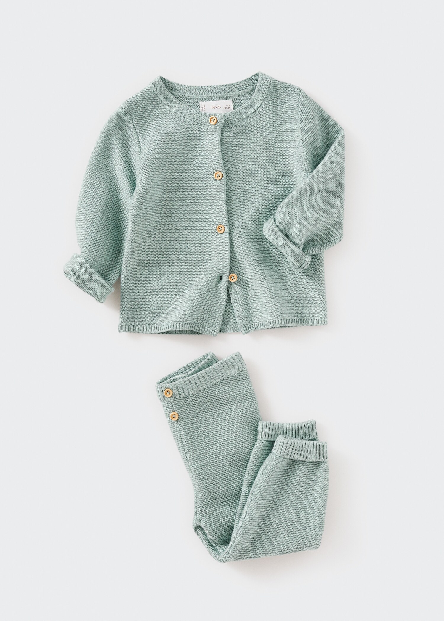 Strickjacke mit Knöpfen - Detail des Artikels 6