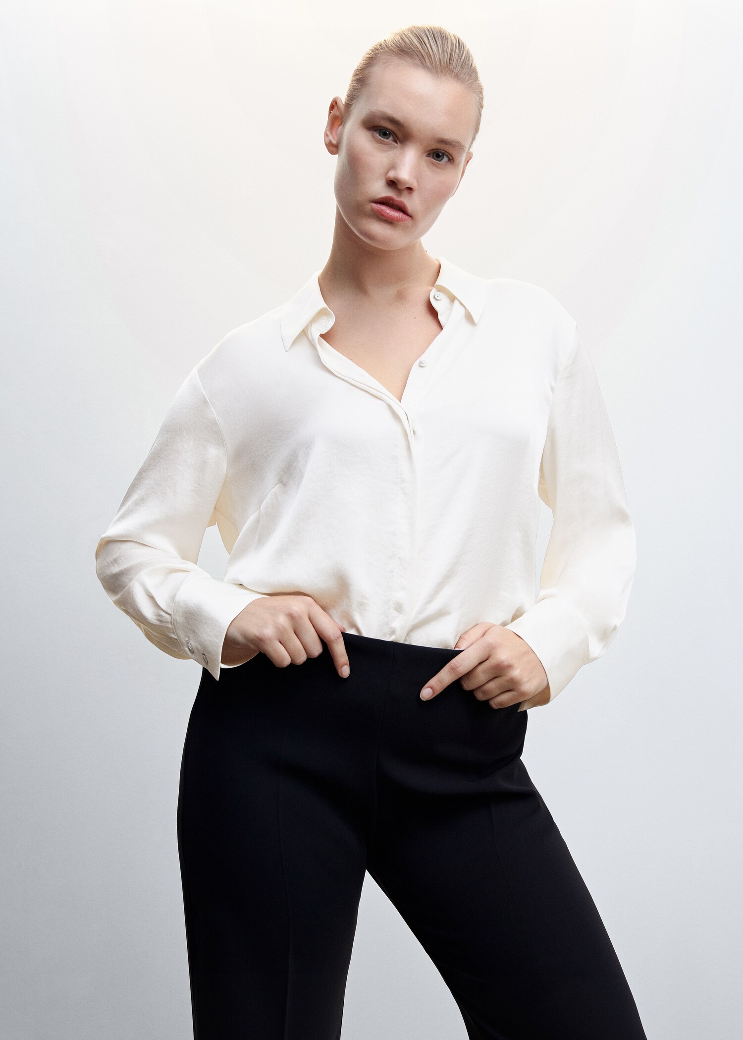 Camicia fluida satinata - Dettaglio dell'articolo 4