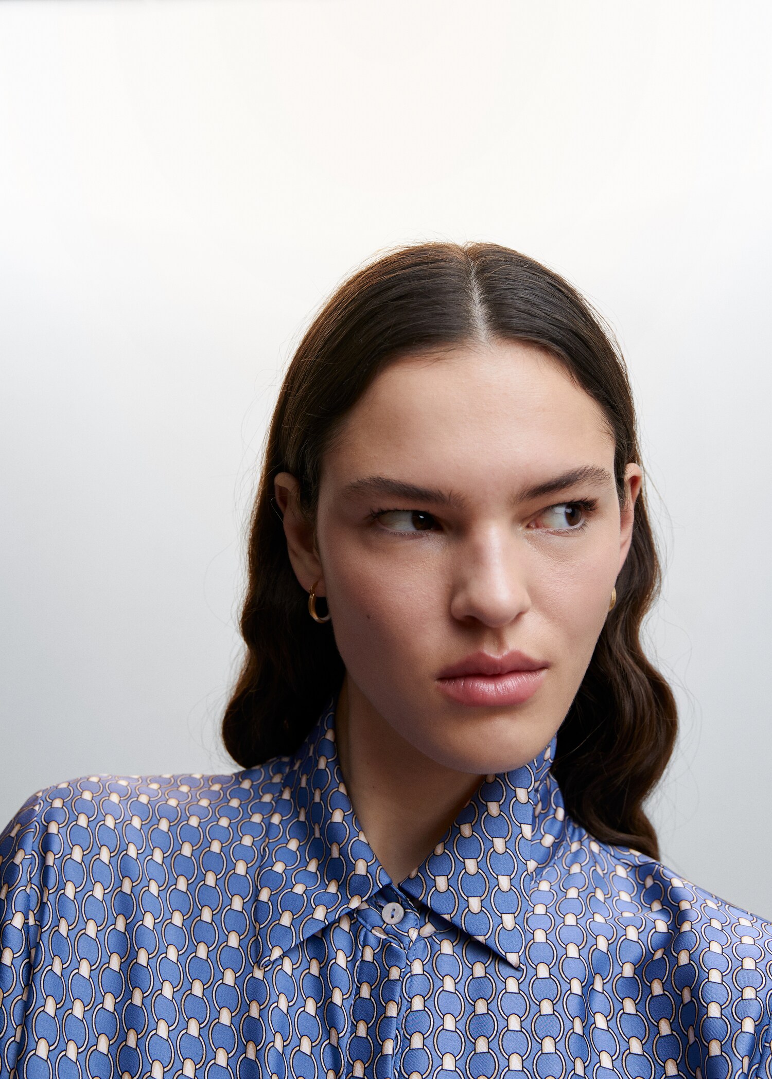 Soepelvallende satijnen blouse - Detail van het artikel 1