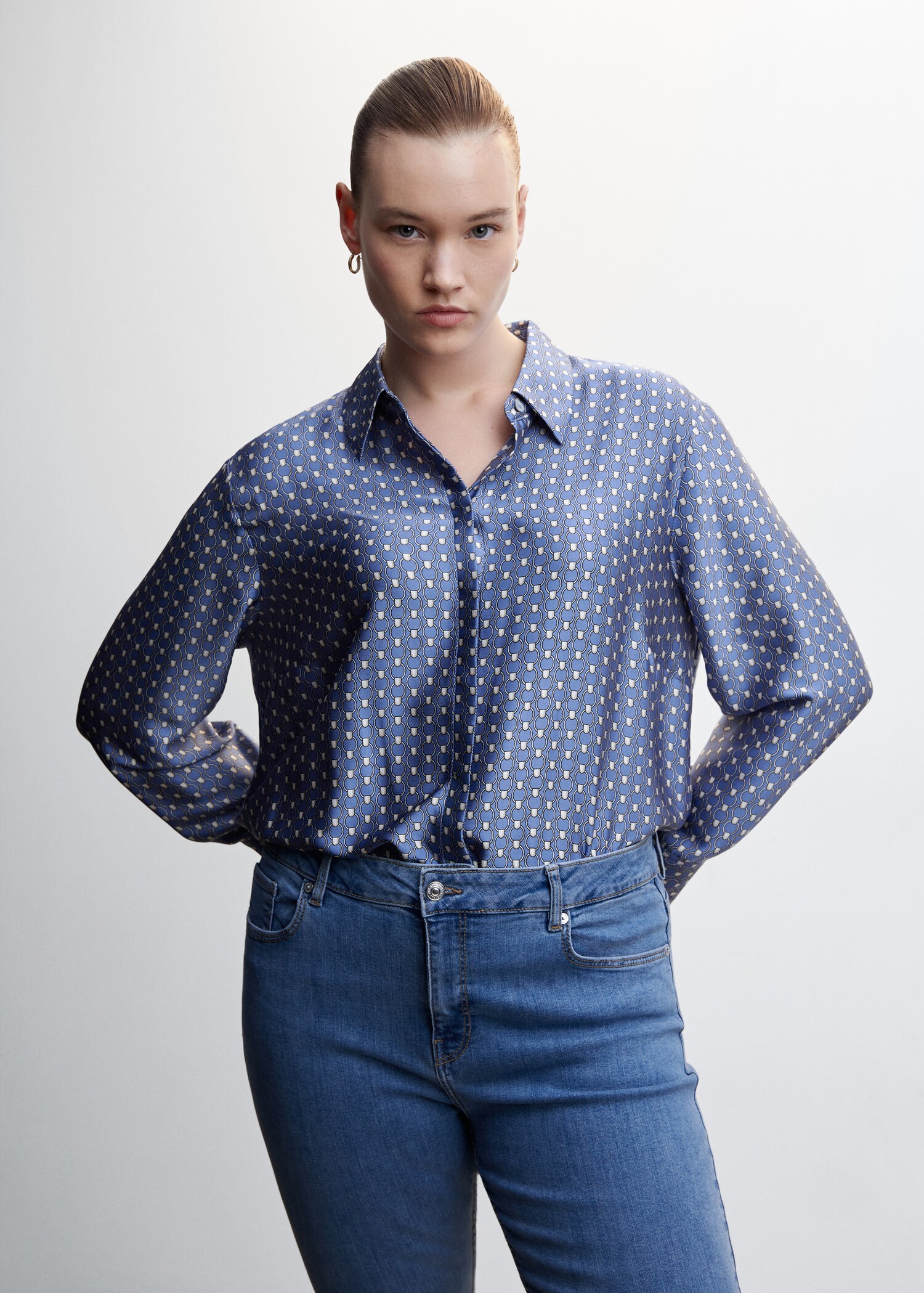 Soepelvallende satijnen blouse - Detail van het artikel 5