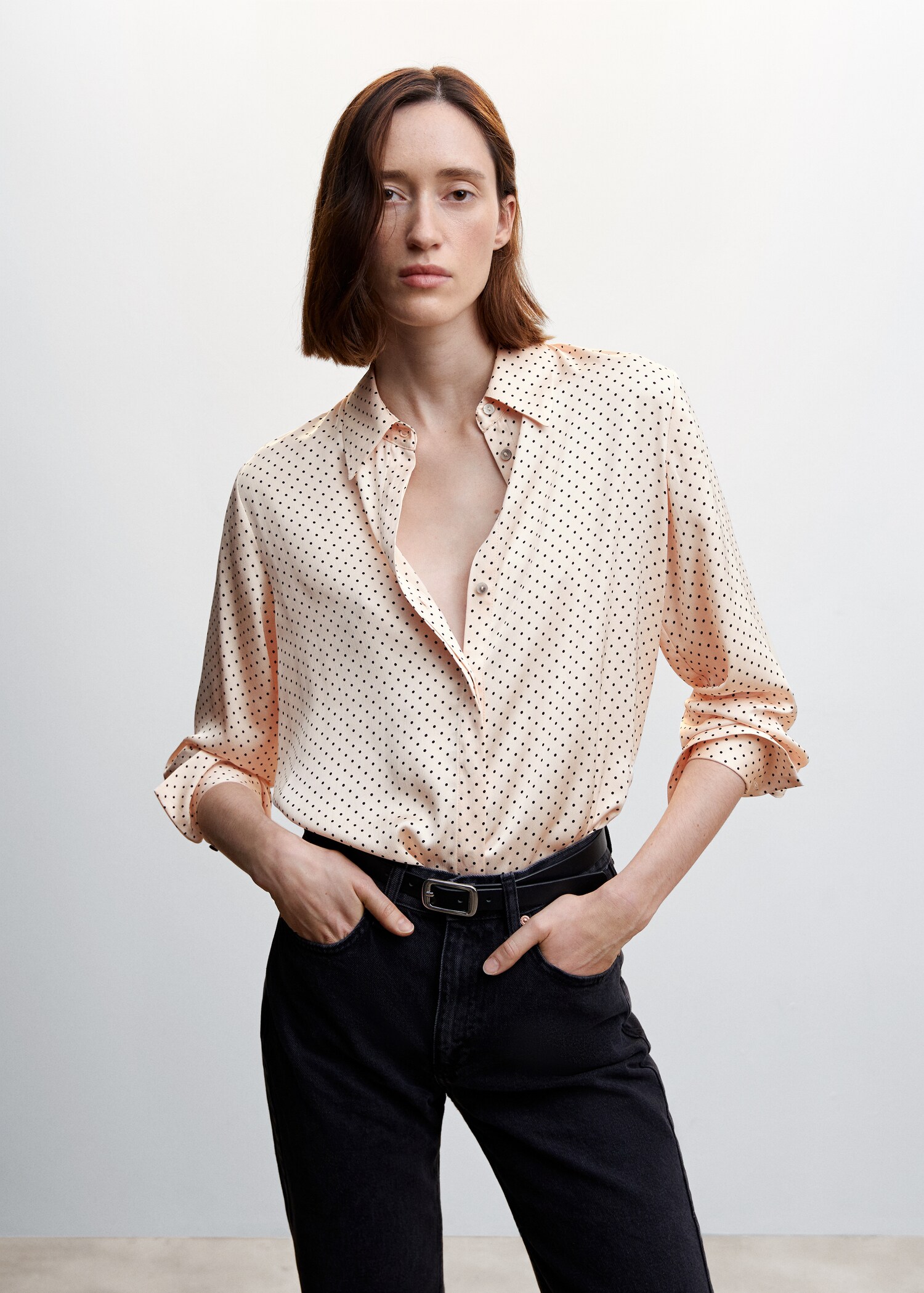 Soepelvallende satijnen blouse - Middenvlak