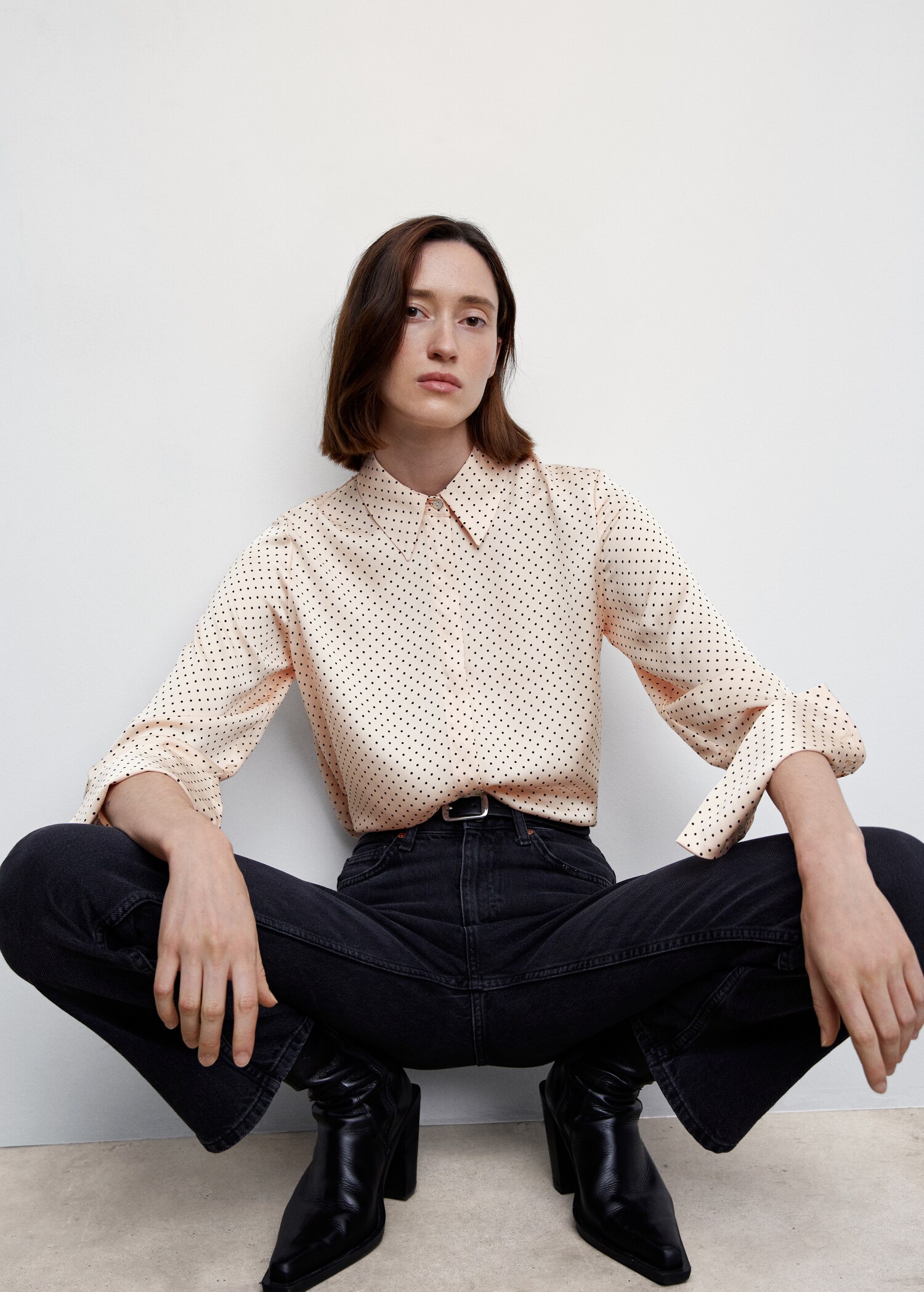 Soepelvallende satijnen blouse - Detail van het artikel 1