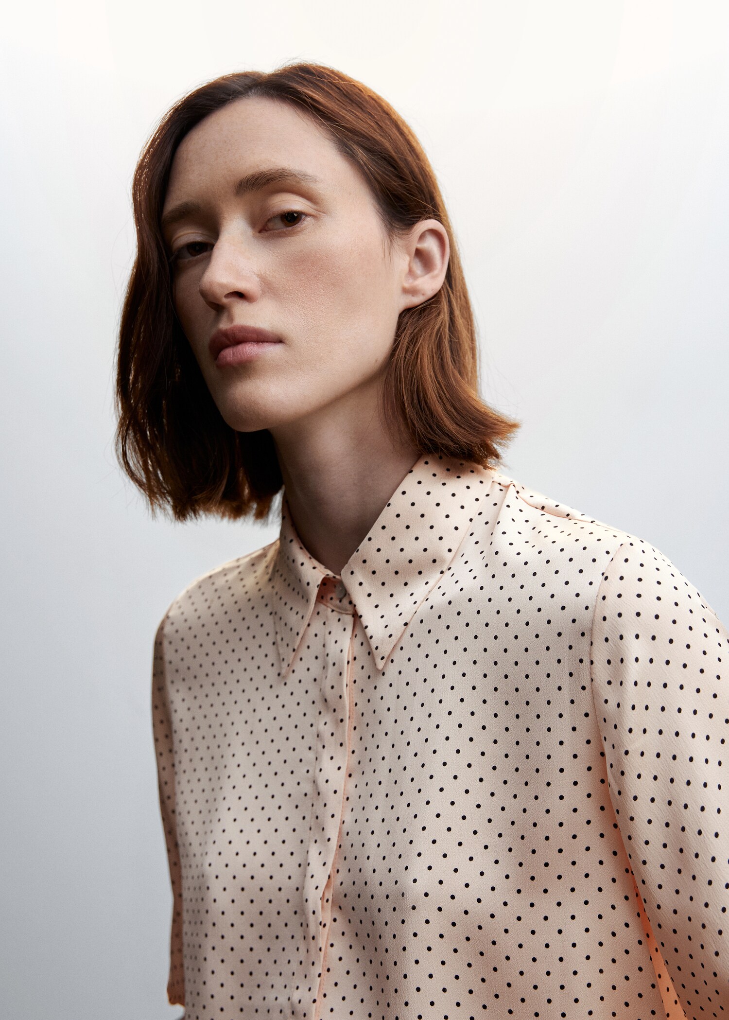 Soepelvallende satijnen blouse - Detail van het artikel 6