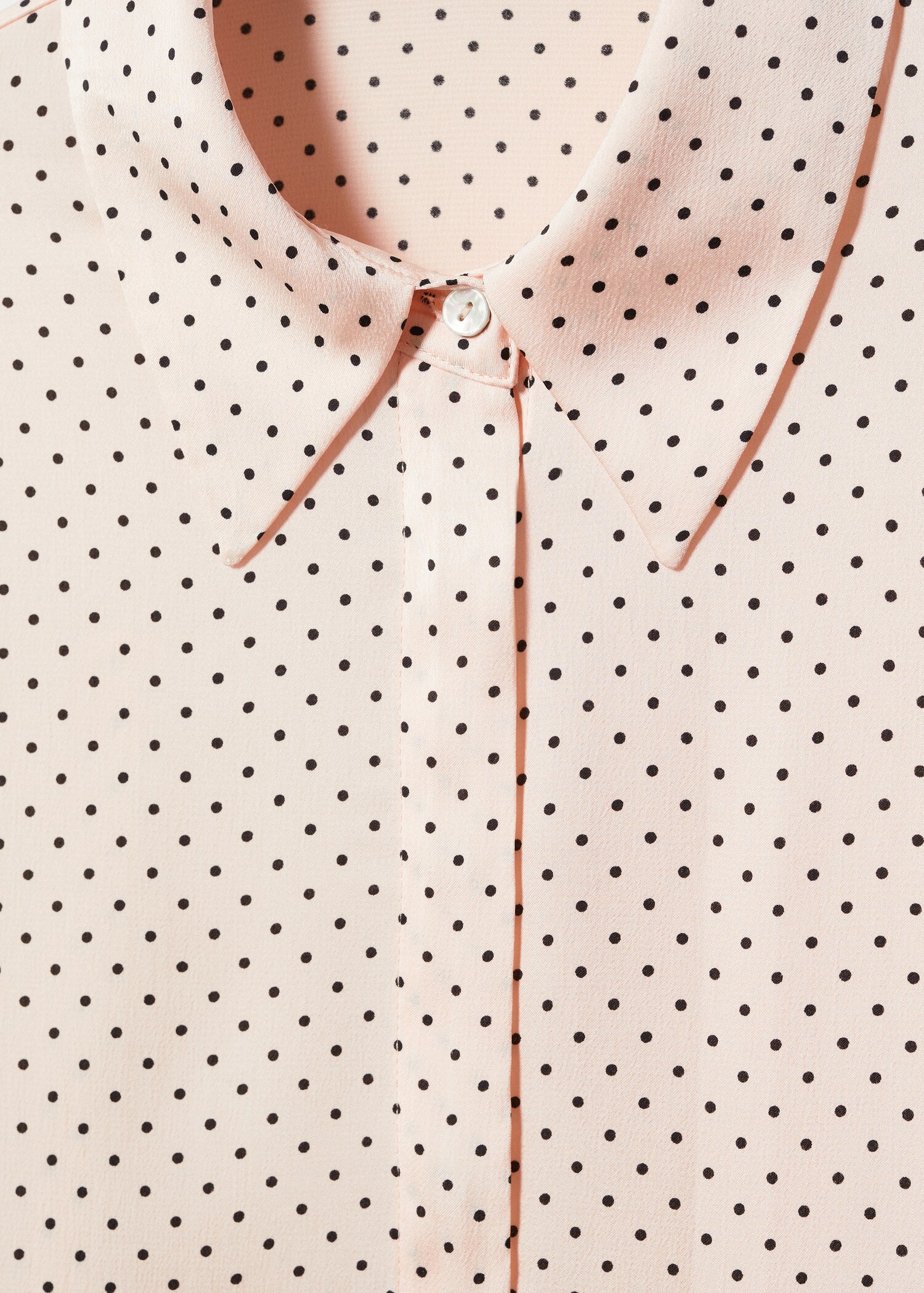 Soepelvallende satijnen blouse - Detail van het artikel 8