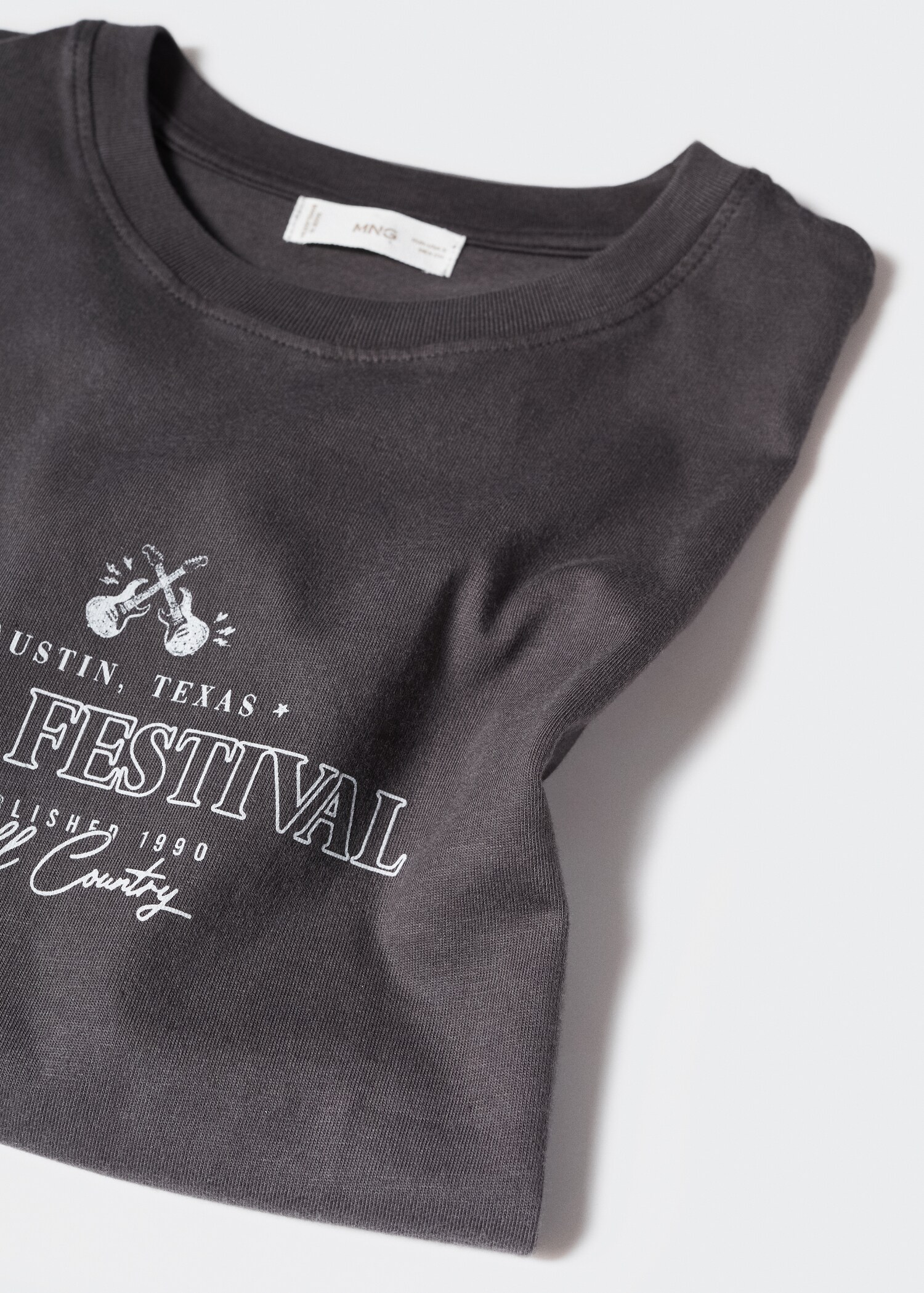T-shirt with print drawing  - Details of the article 8