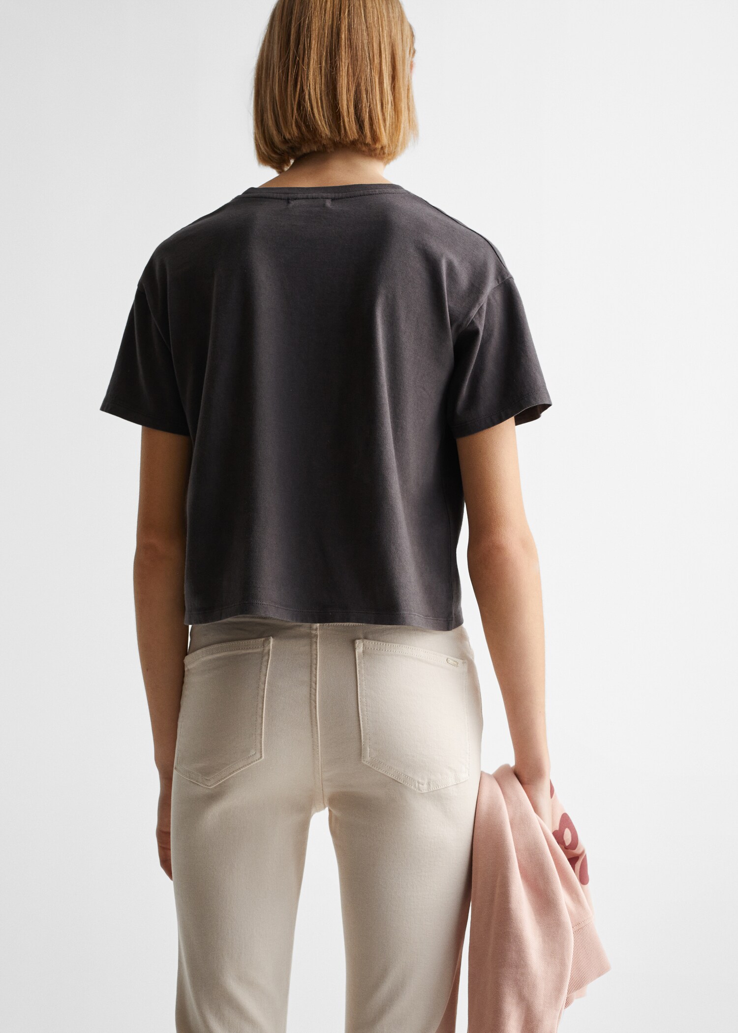 T-shirt with print drawing  - Reverse of the article