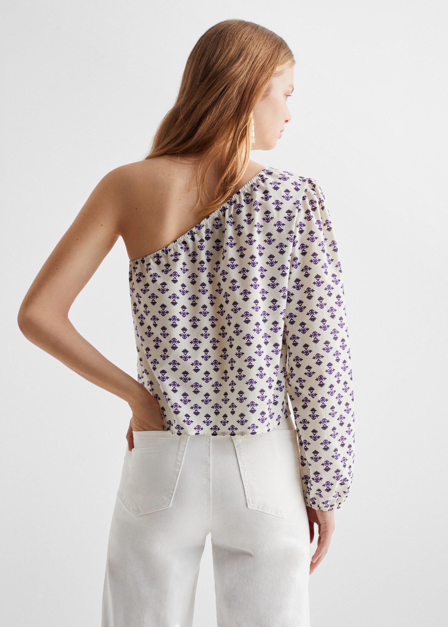 Blusa assimétrica estampada - Verso do artigo