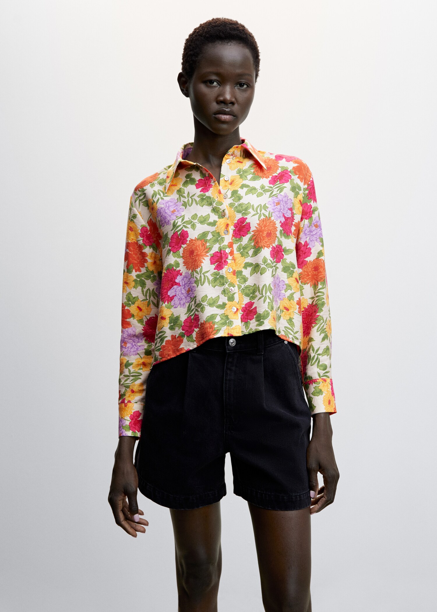 Buttoned printed blouse - Medium plane