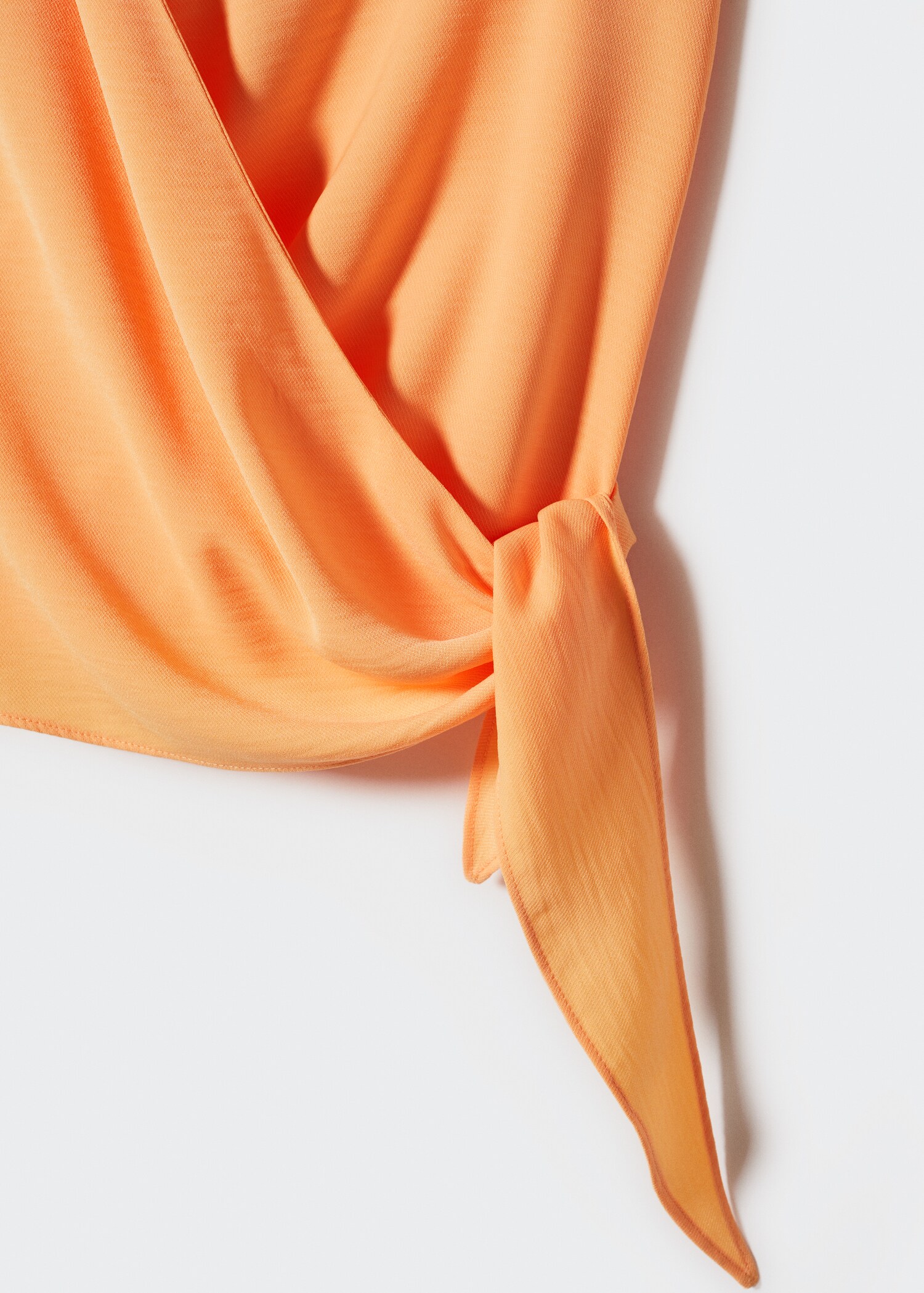 Kurzes Top in Wickel-Optik - Detail des Artikels 8