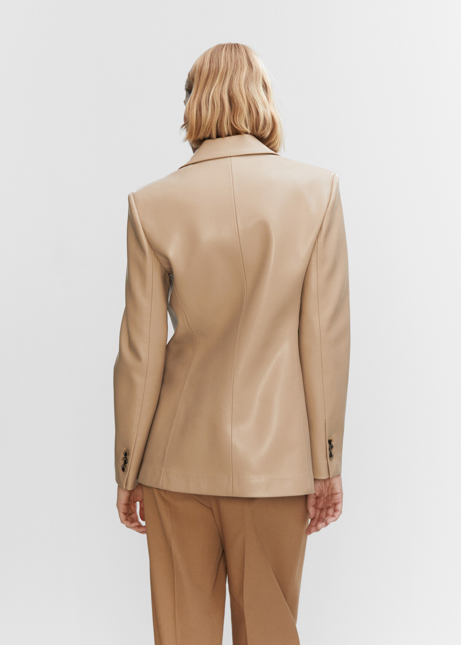 Americana efecte pell - Revers de l'article