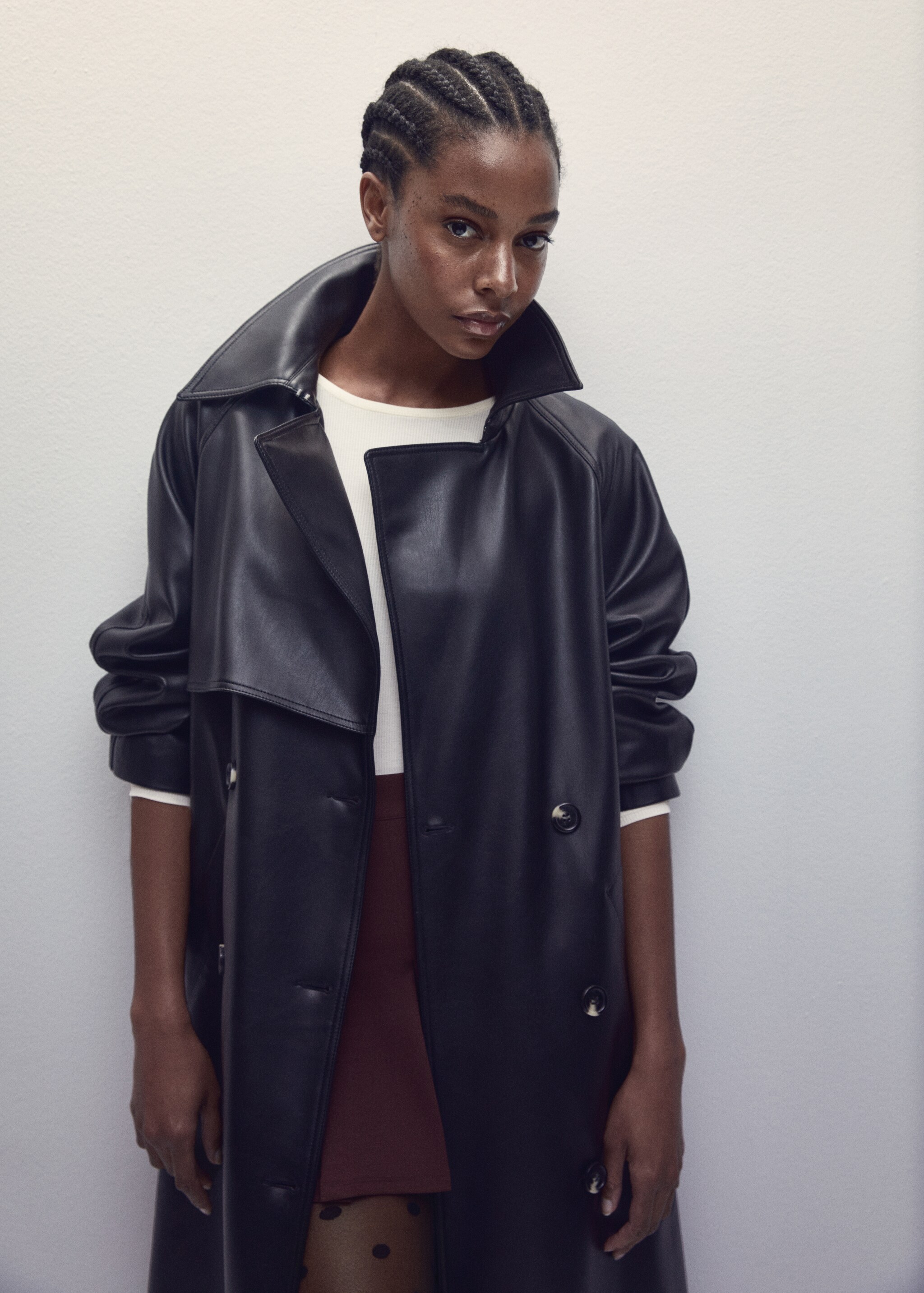 Oversize leather-effect trench coat - Details of the article 3
