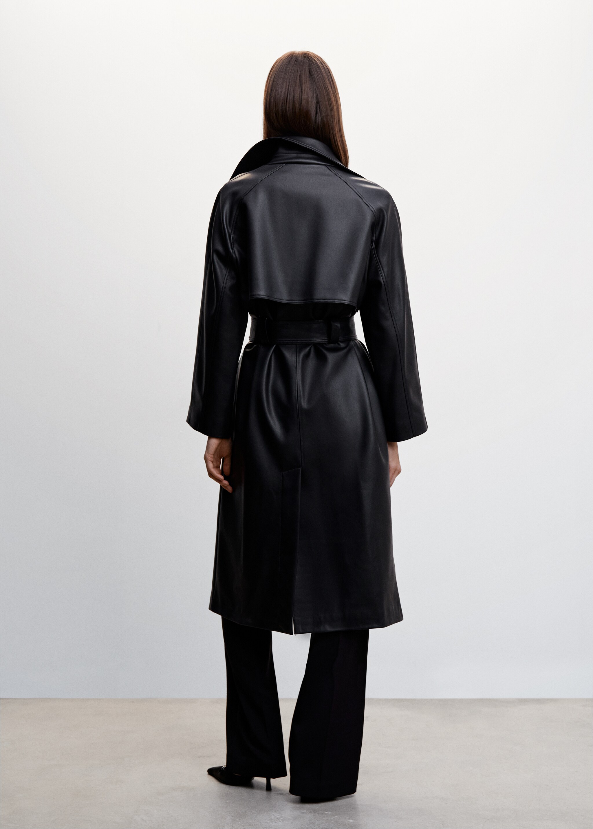 Oversize leather-effect trench coat - Reverse of the article