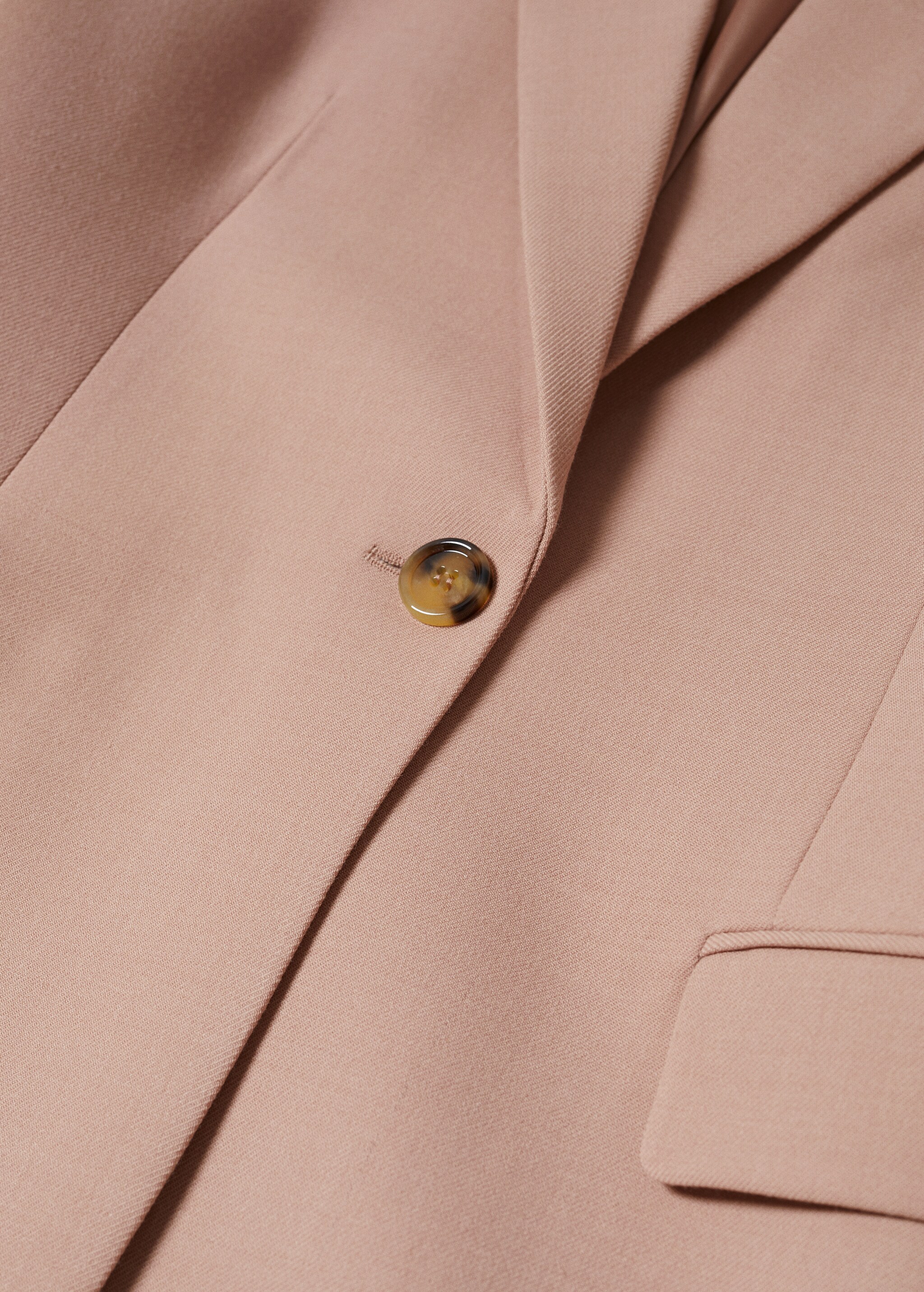 Suit jacket seams - Details of the article 8