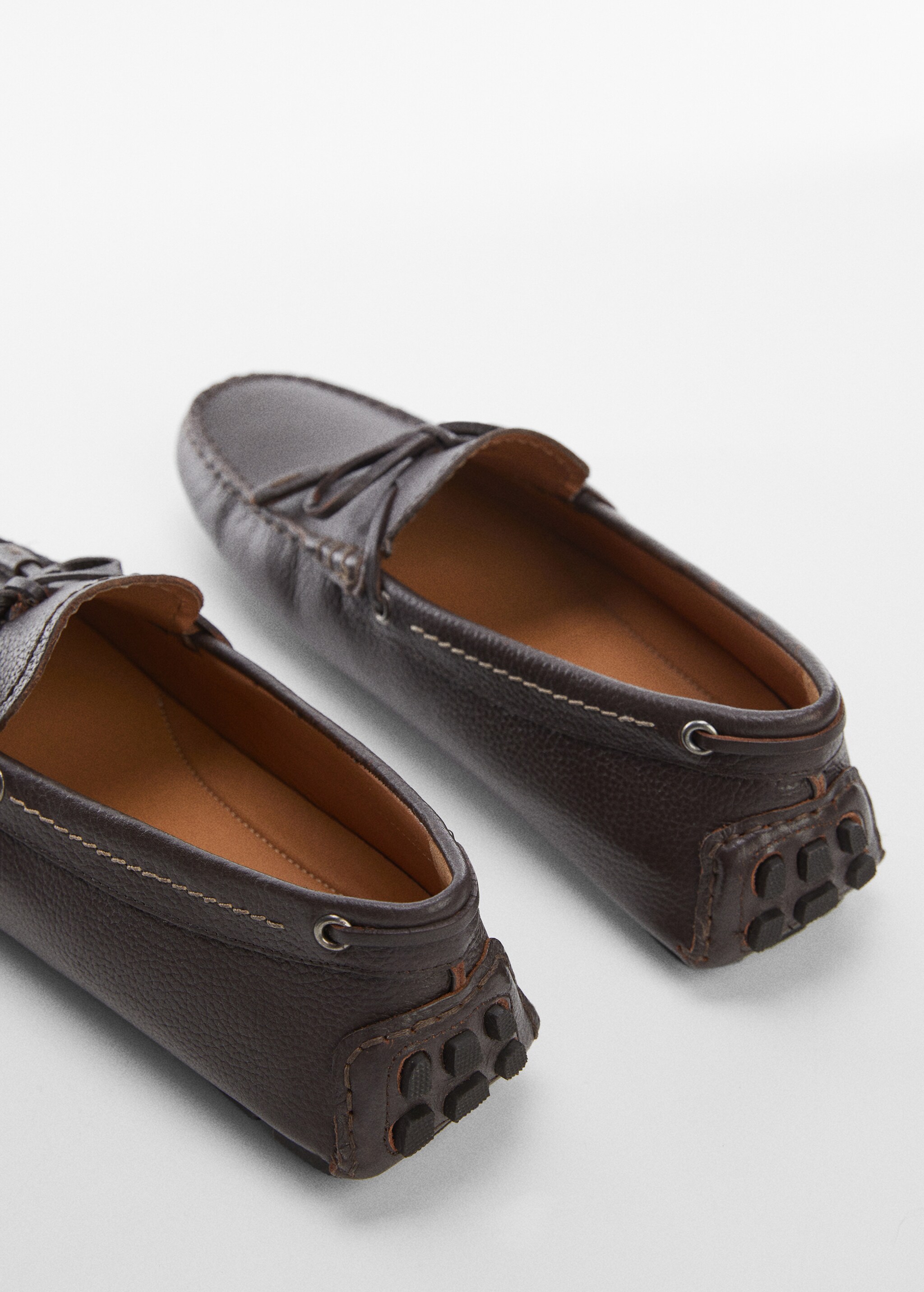 Leather loafers with tassels - Details of the article 2