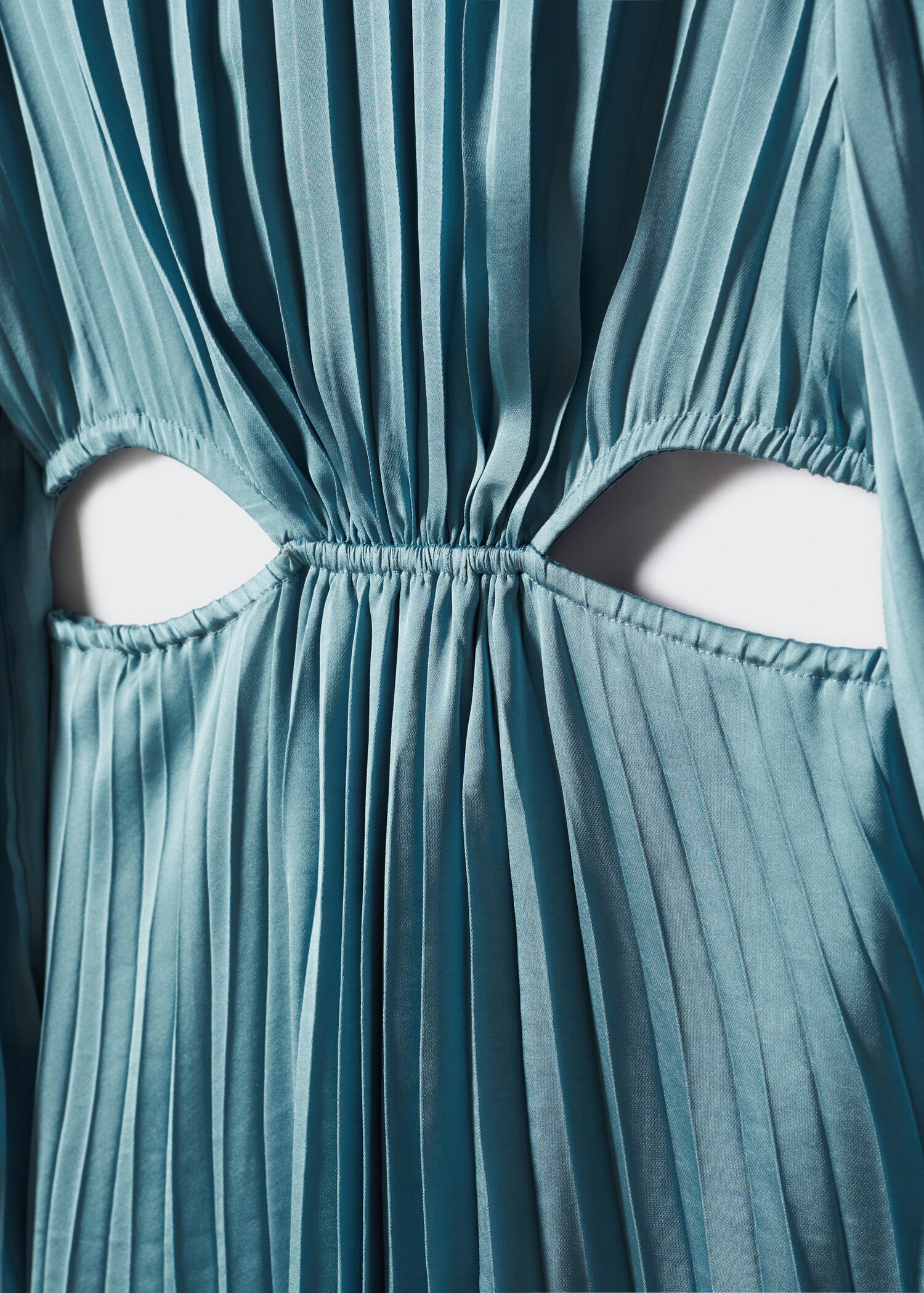 Vestido plisado satinado - Detalle del artículo 8