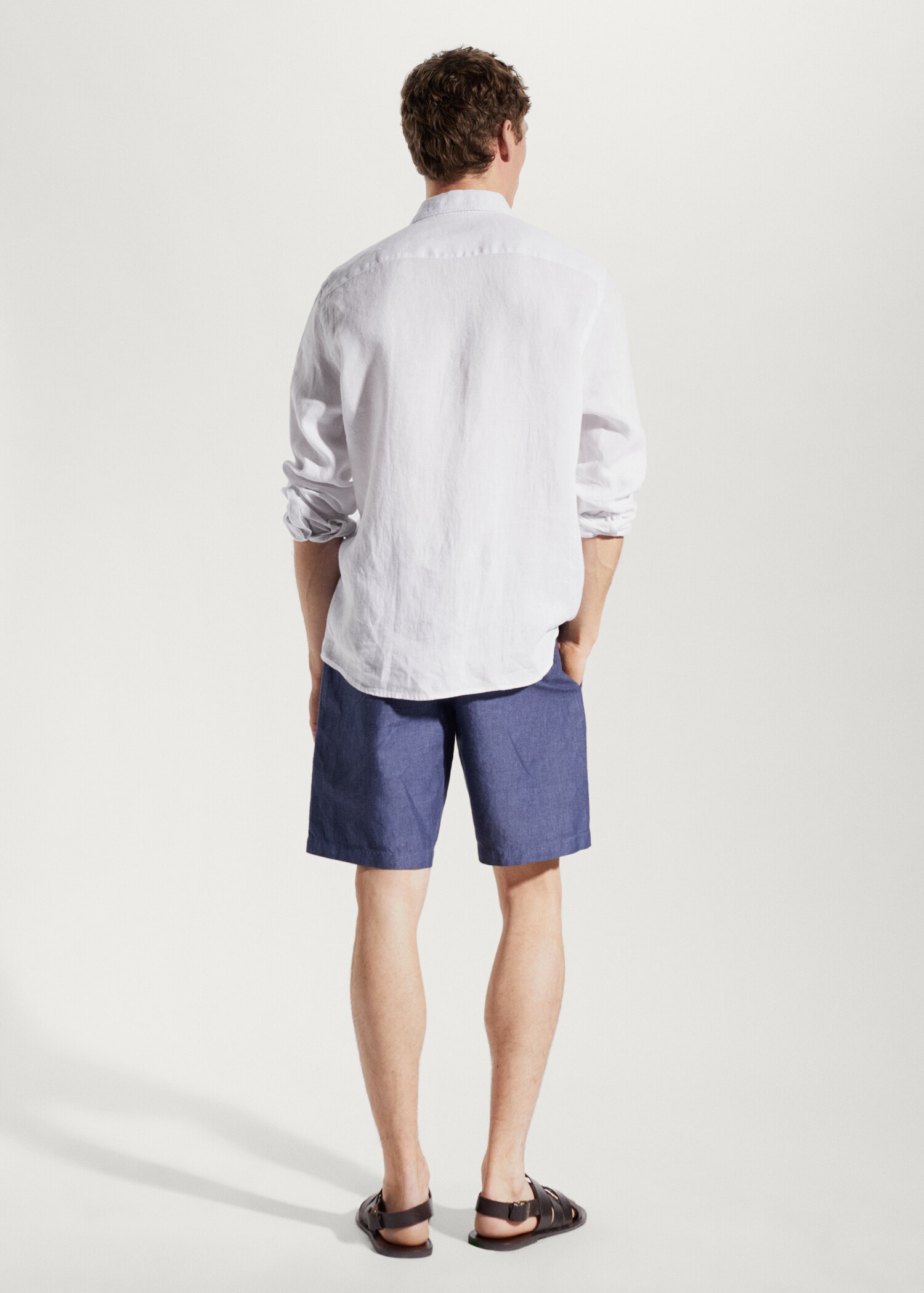 100% linen regular-fit shirt - Reverse of the article