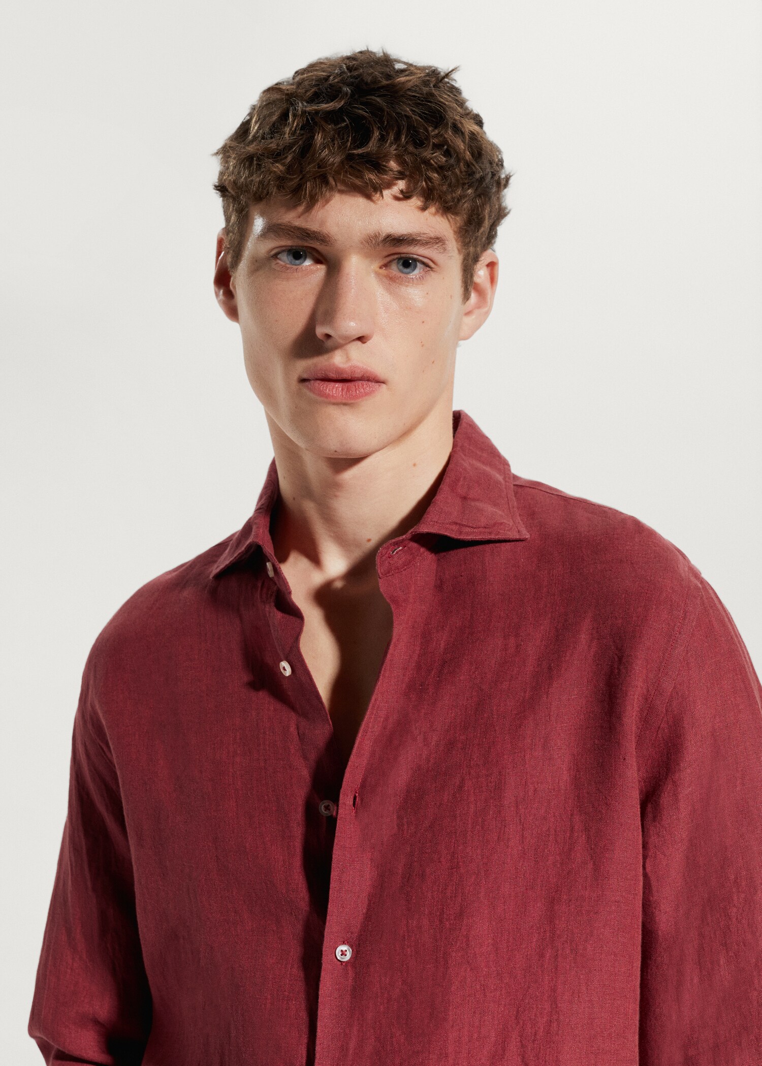 100% linen regular-fit shirt - Details of the article 2