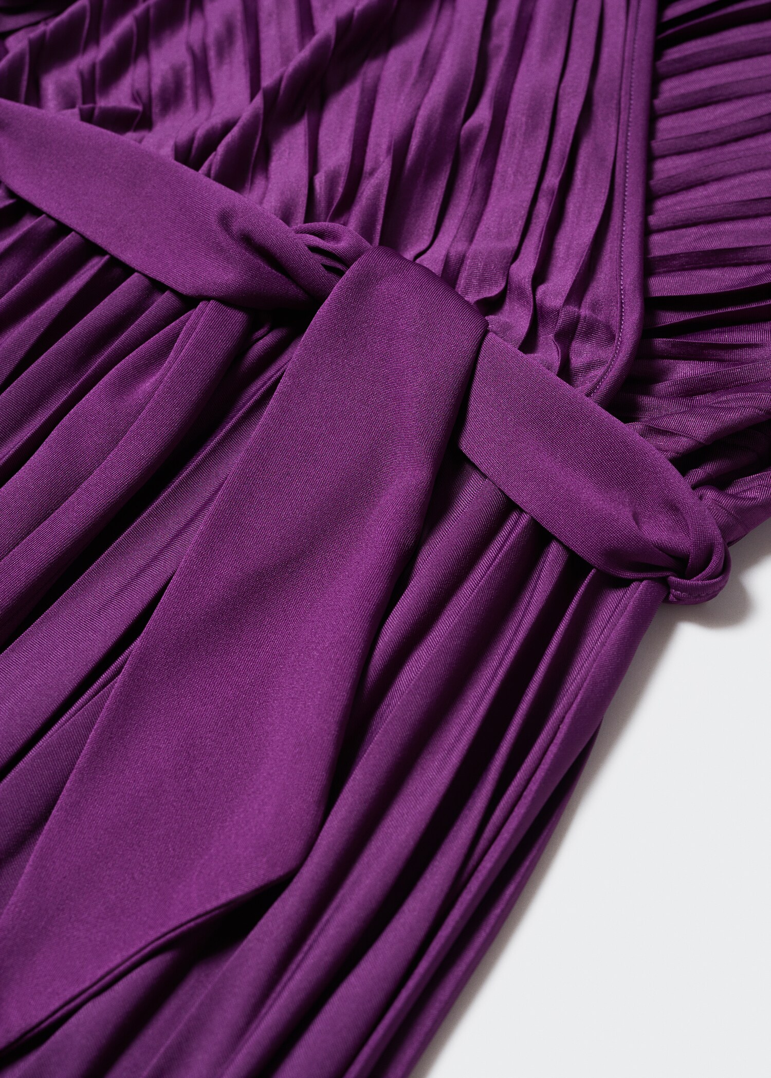Pleated wrap dress - Details of the article 8