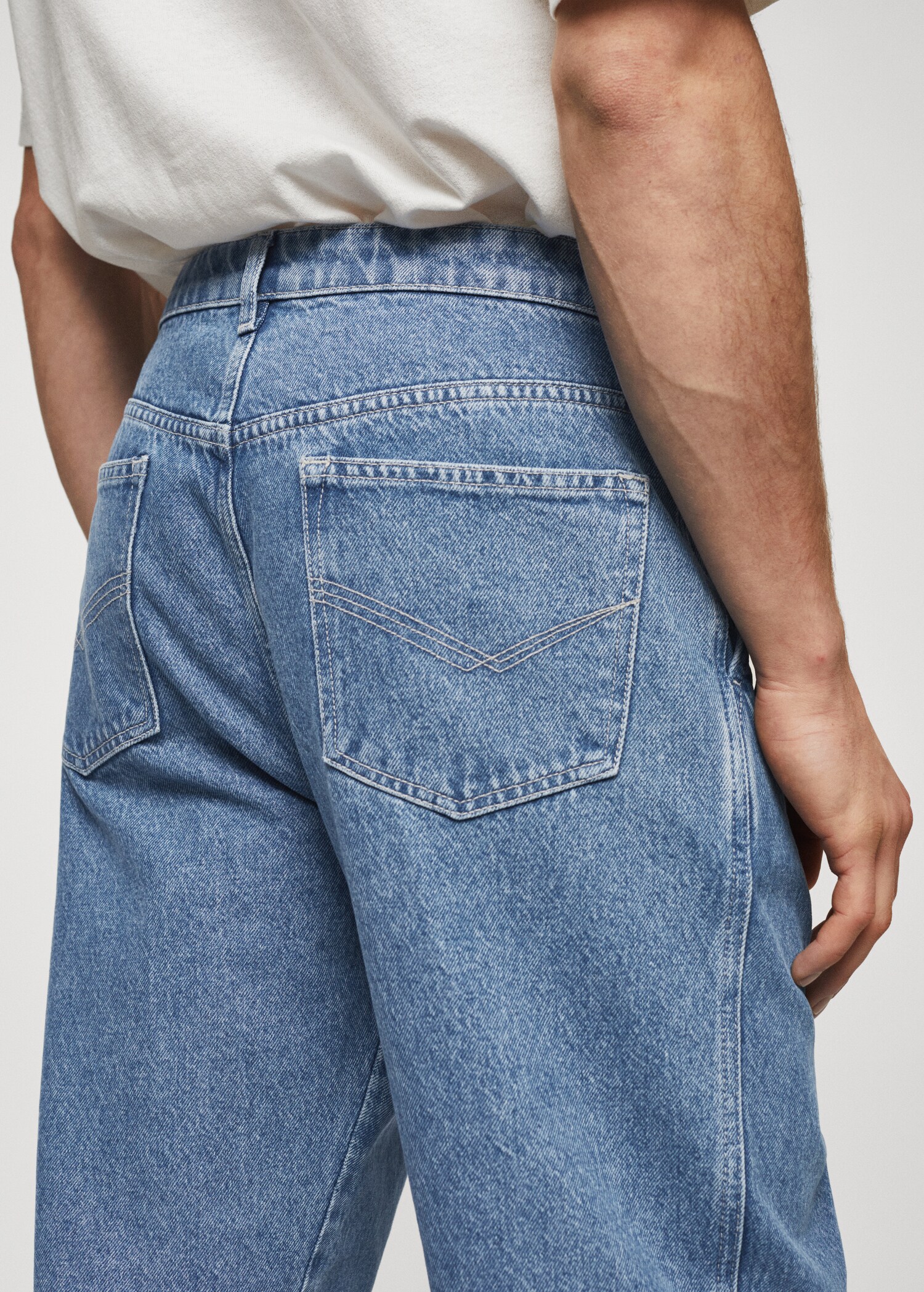 Jeans slouchy pinzas  - Detalle del artículo 2