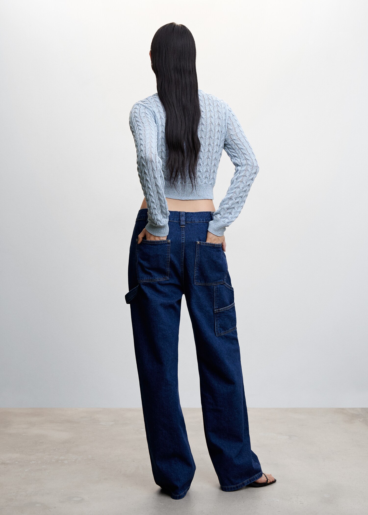 Cable-knit cropped cardigan - Reverse of the article