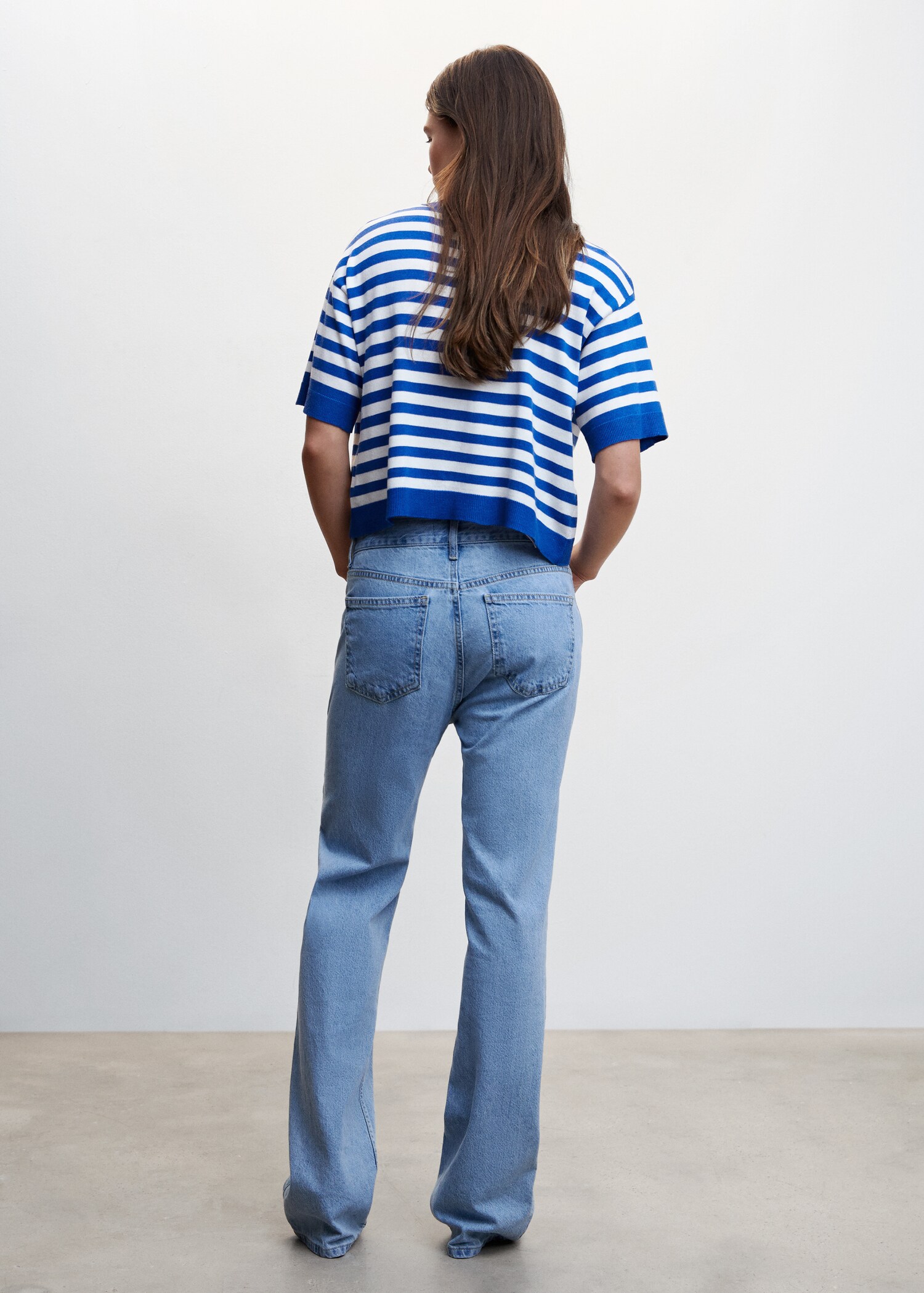 Striped short-sleeved t-shirt - Reverse of the article