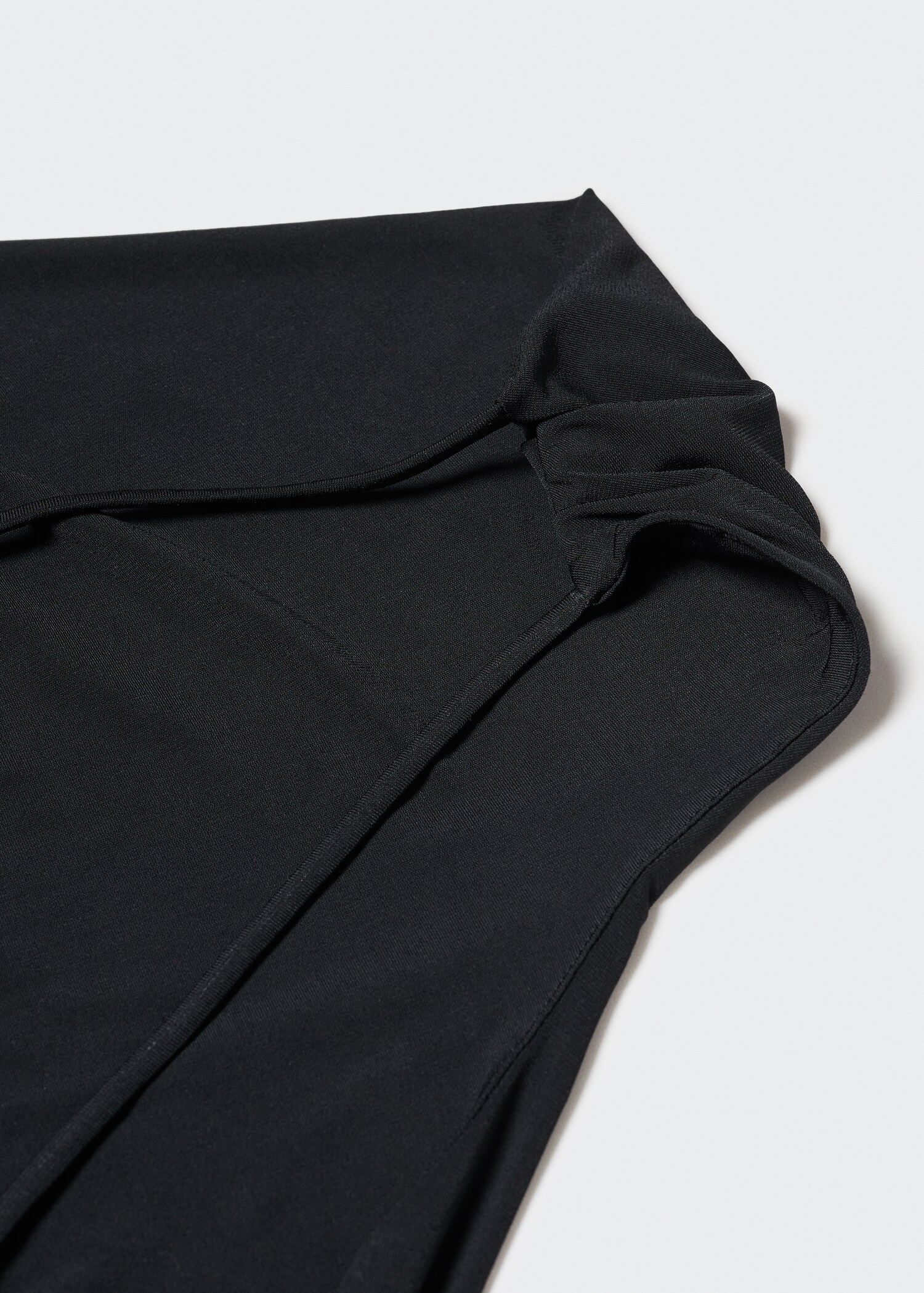 Asymmetrical top with draped neckline - Details of the article 8