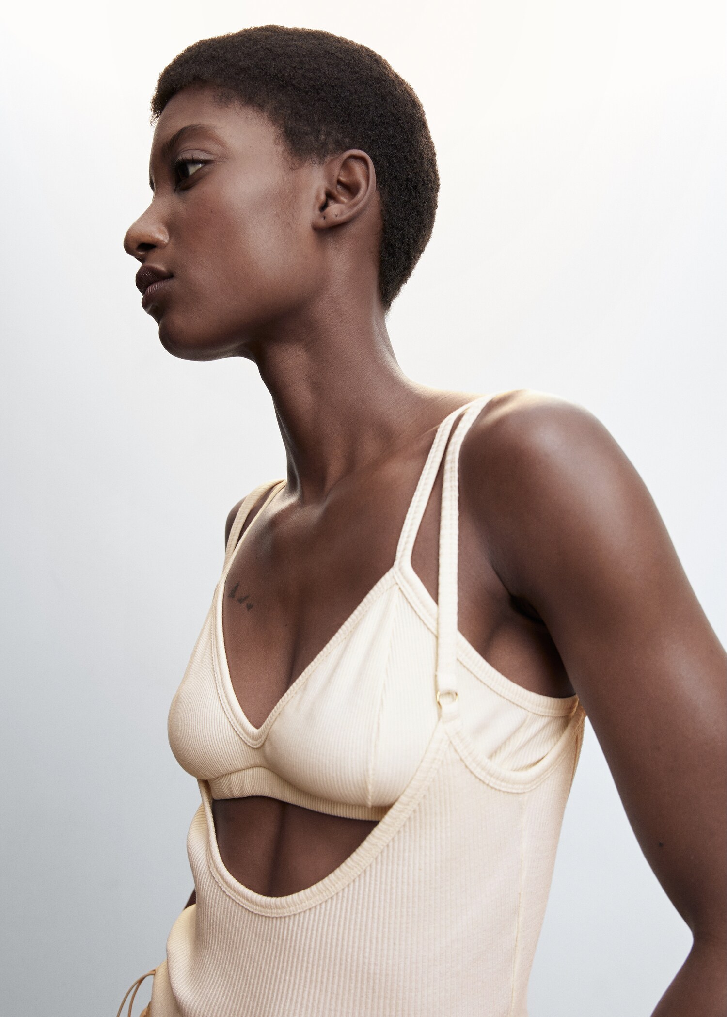 Combined knit top with opening - Details of the article 1