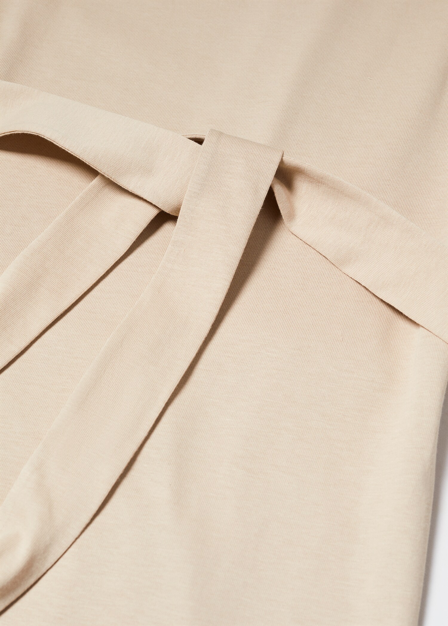 Kurzes Kleid mit Schleife - Detail des Artikels 8