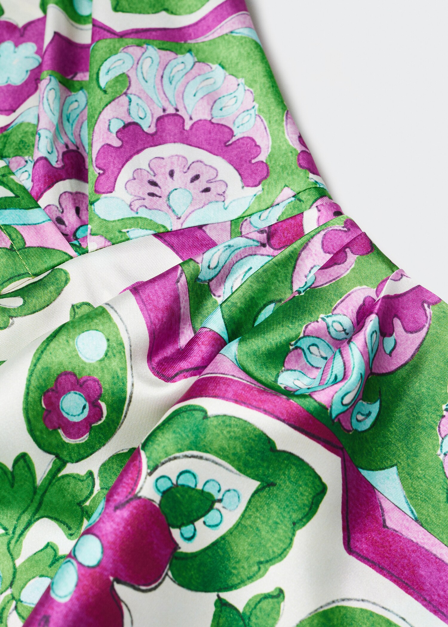 Wrapped satin dress - Details of the article 8