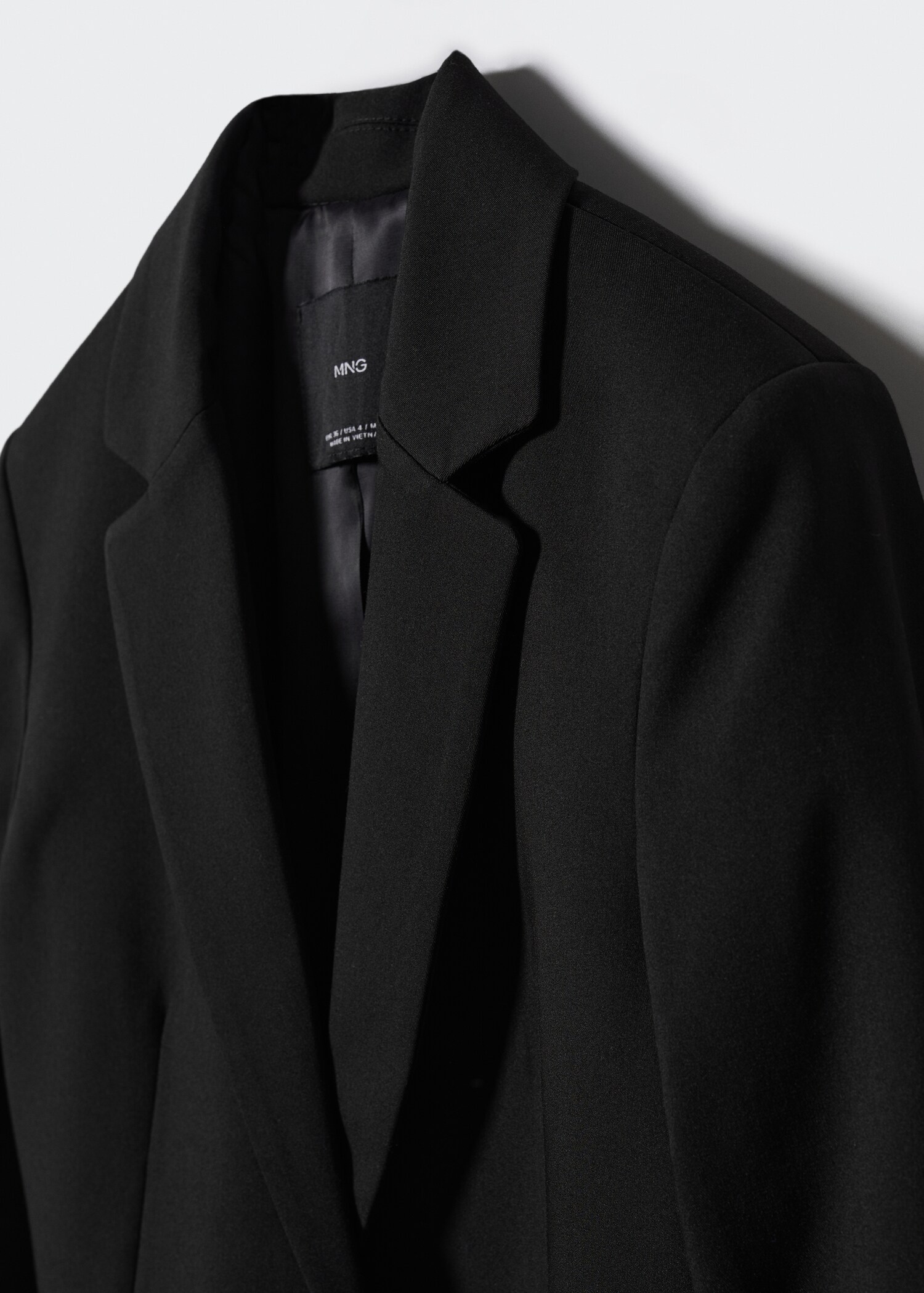 Fitted suit blazer - Details of the article 8