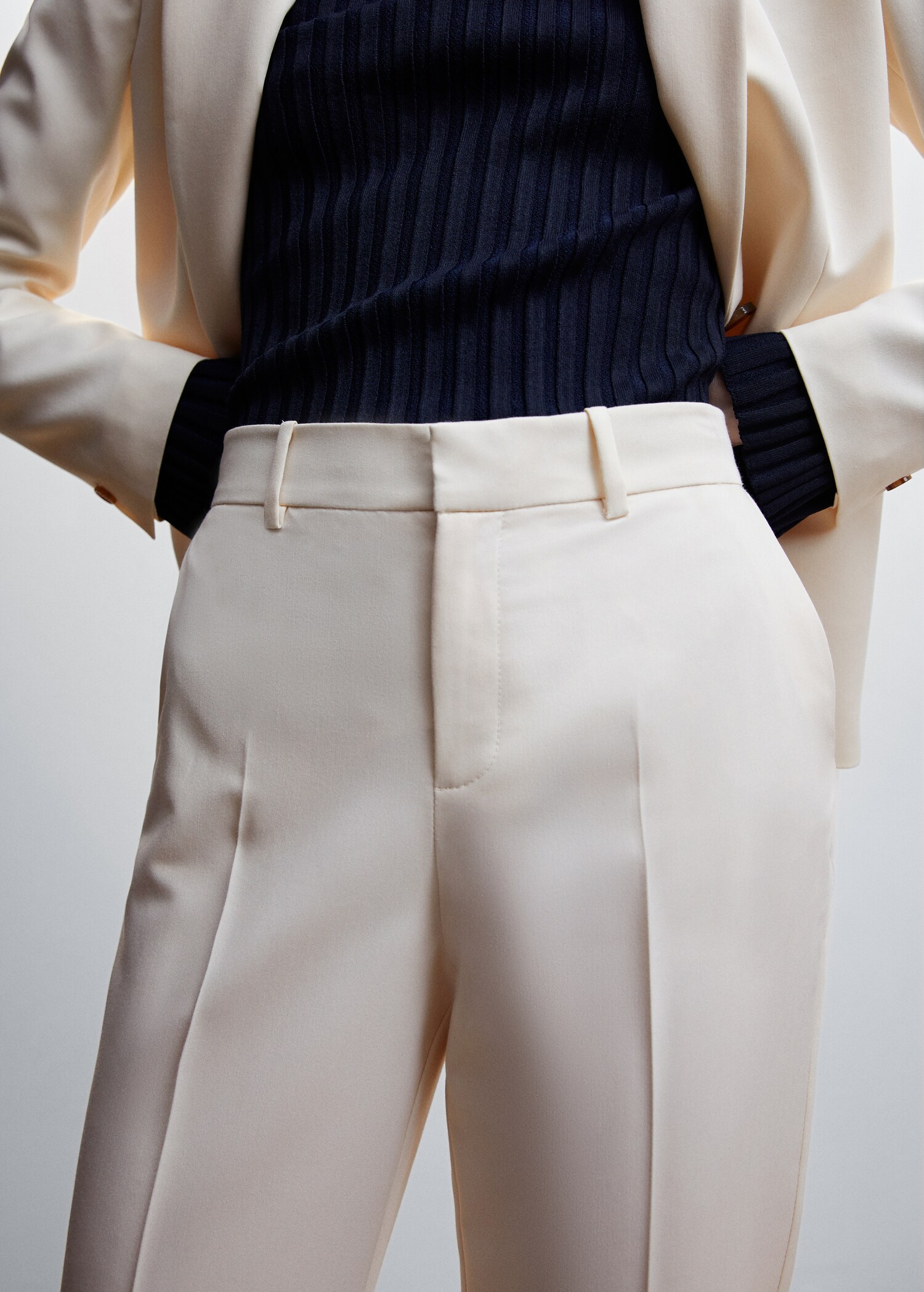 Straight suit pants - Reverse of the article