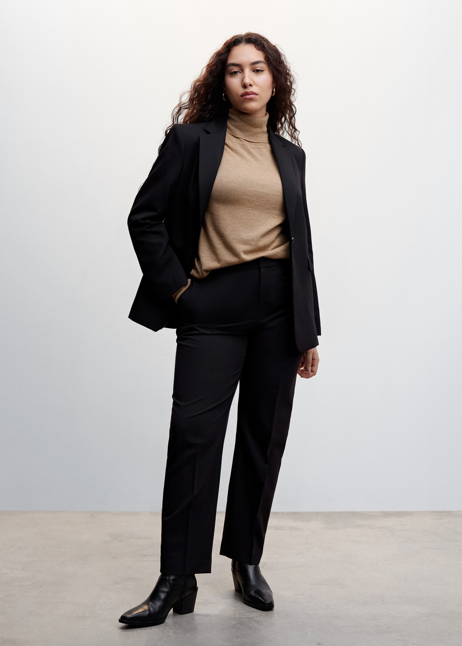 Straight suit pants - Details of the article 3