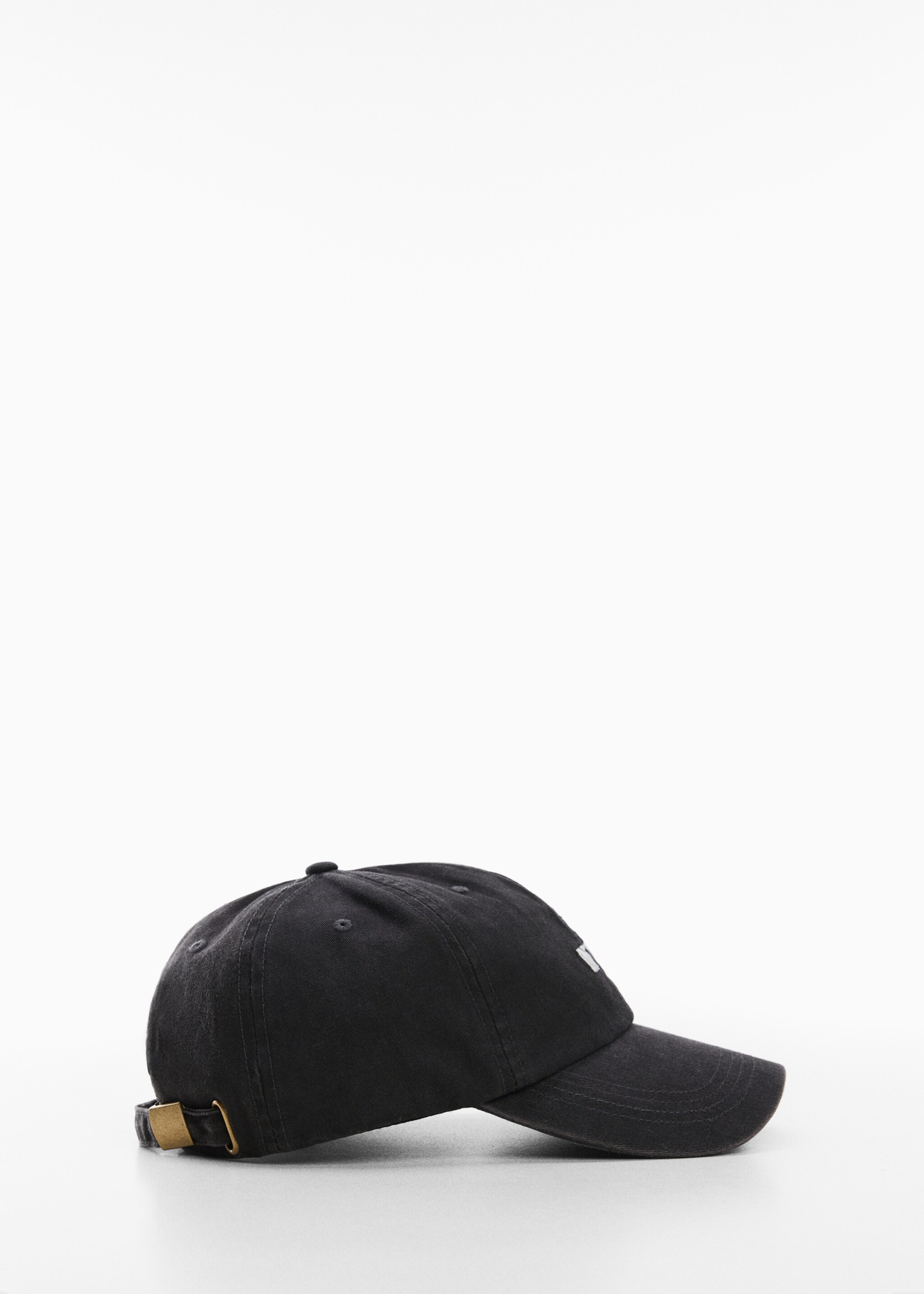 Embroidered detail cap - Article without model, Black. Ref: 47050067-00.