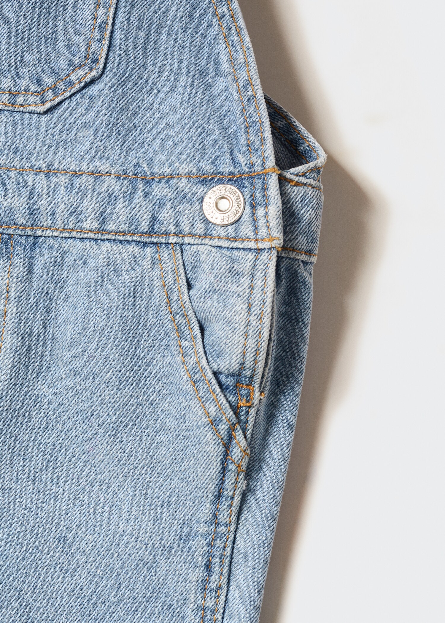 Gefütterte Jeans-Latzhose - Detail des Artikels 0
