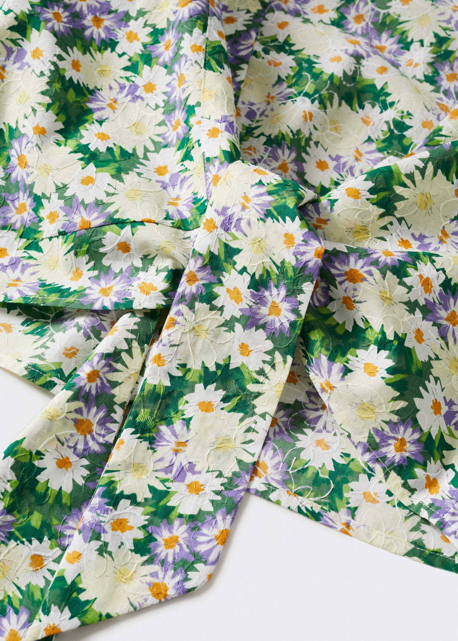 Bluse mit Blumenmuster - Detail des Artikels 8