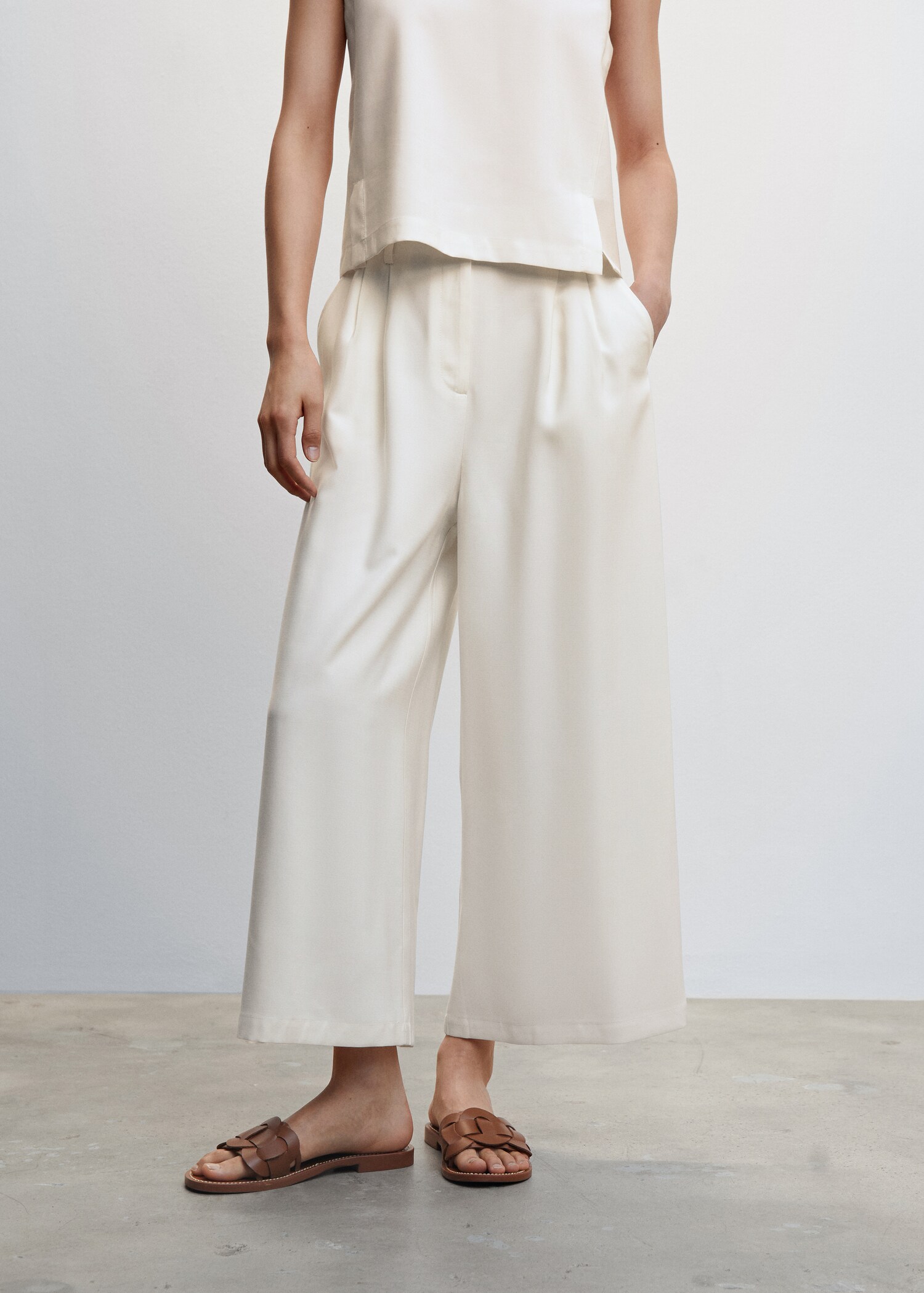 Pleated culottes trousers - Medium plane