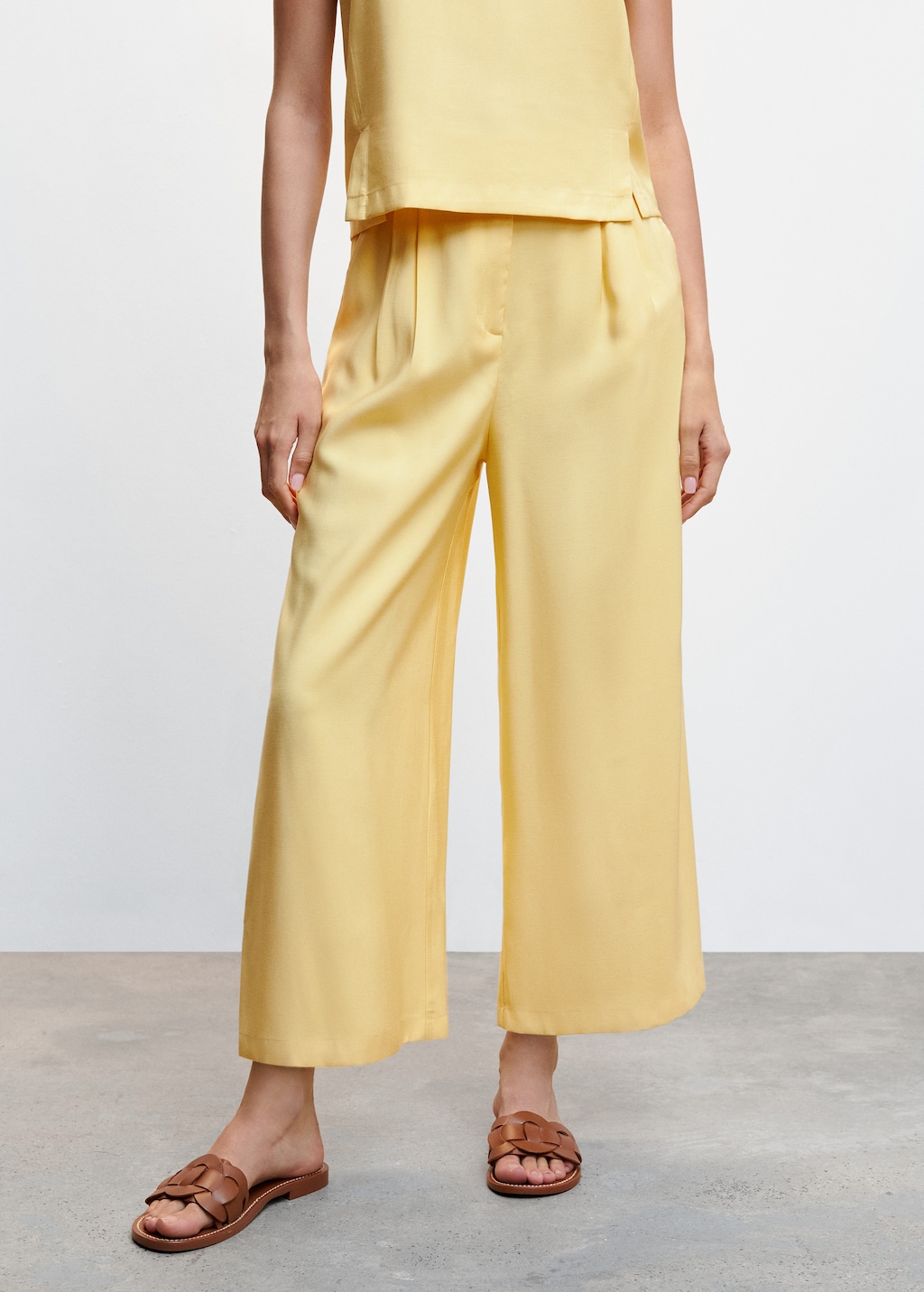 Jupe culotte a pinces Femme MANGO OUTLET Suisse