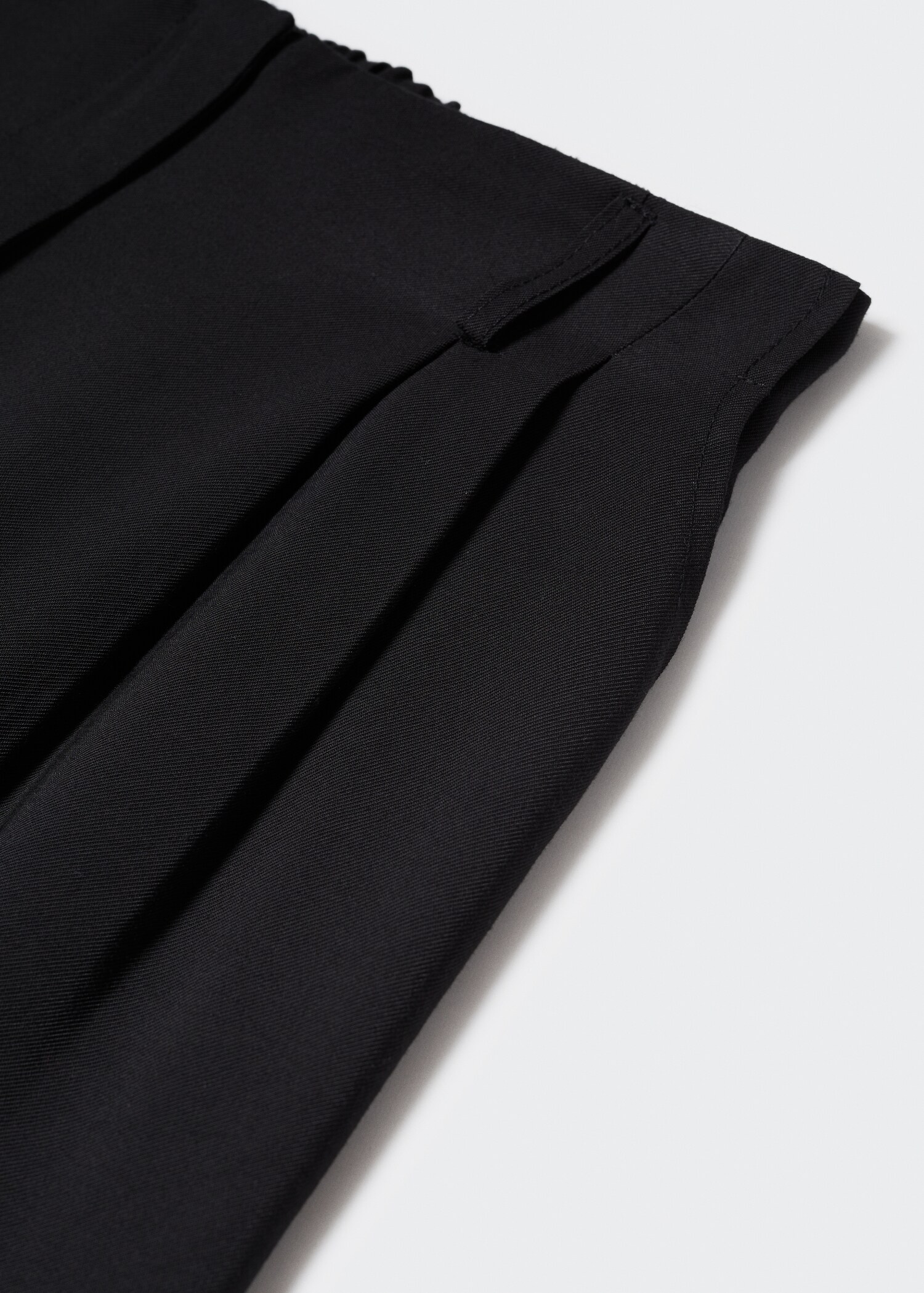 Pleated culottes trousers - Details of the article 8