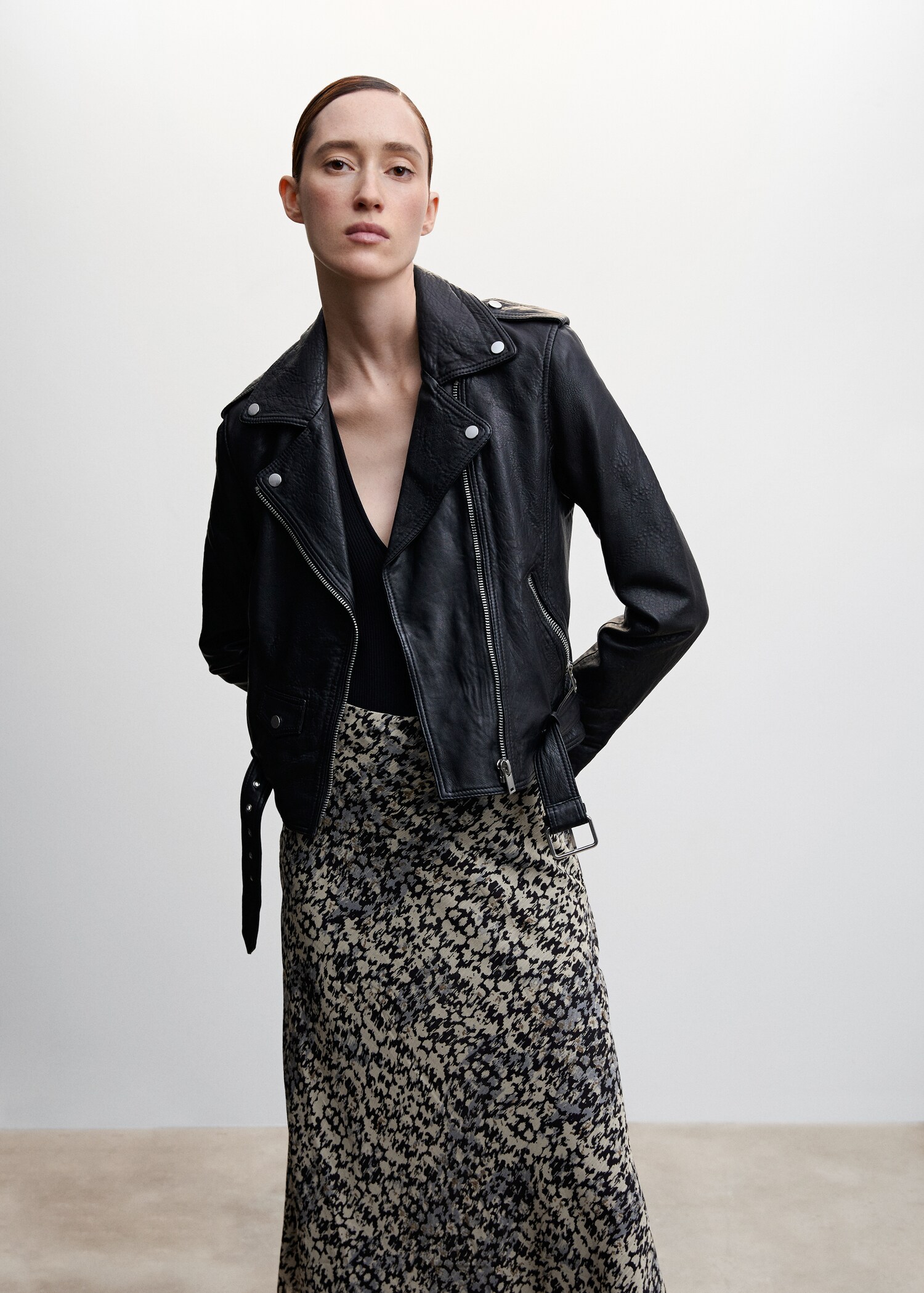 Printed long skirt - Details of the article 1