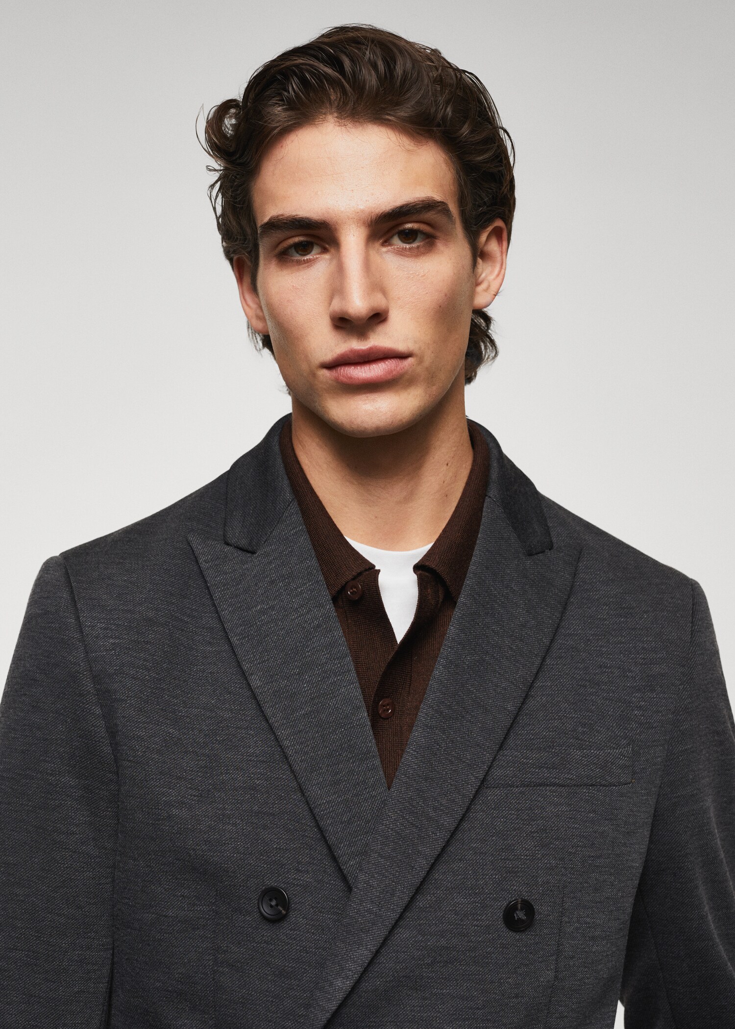 Slim-fit double-breasted jacket - Details of the article 1