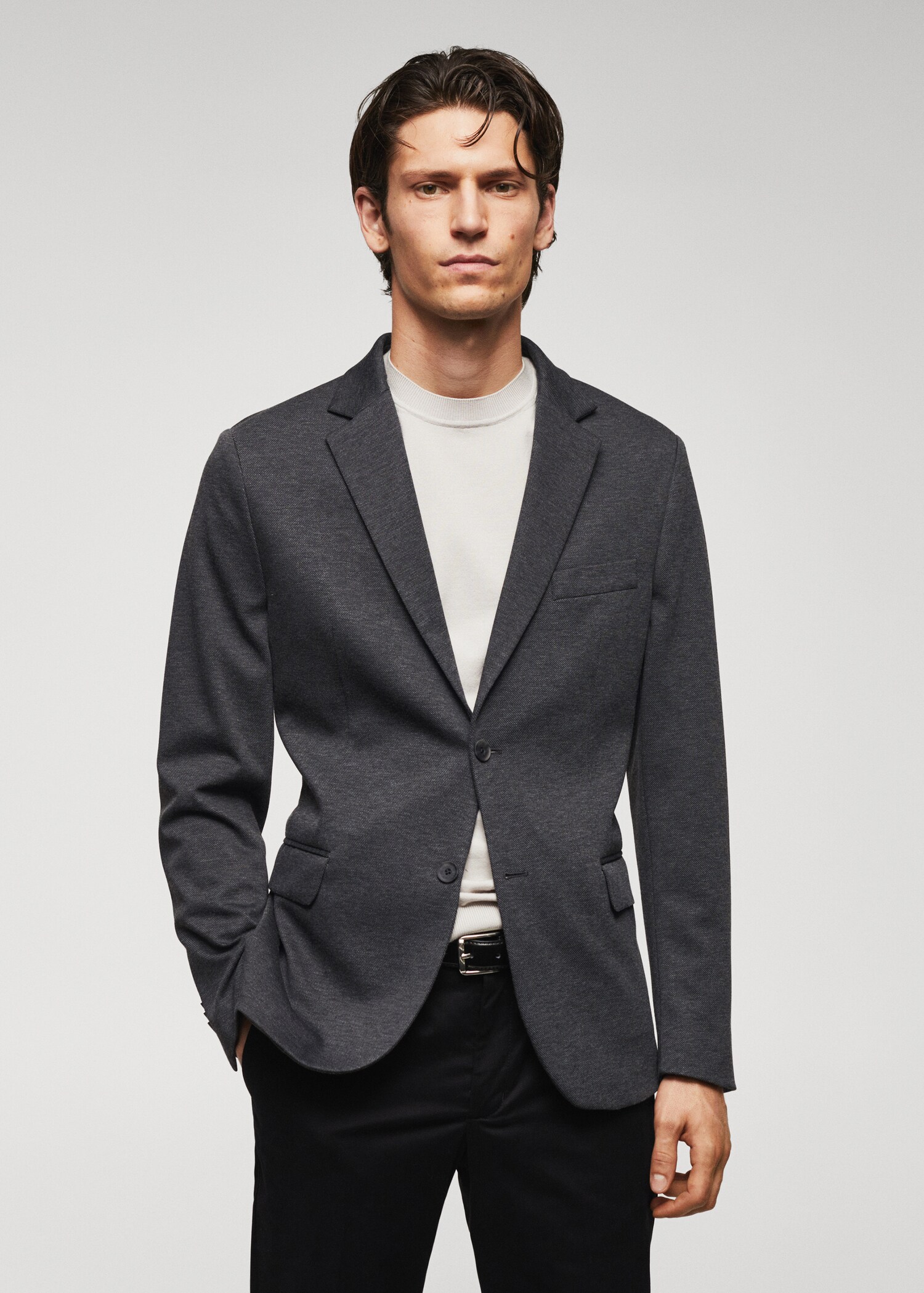 Teksturowana marynarka slim fit - Plan średni