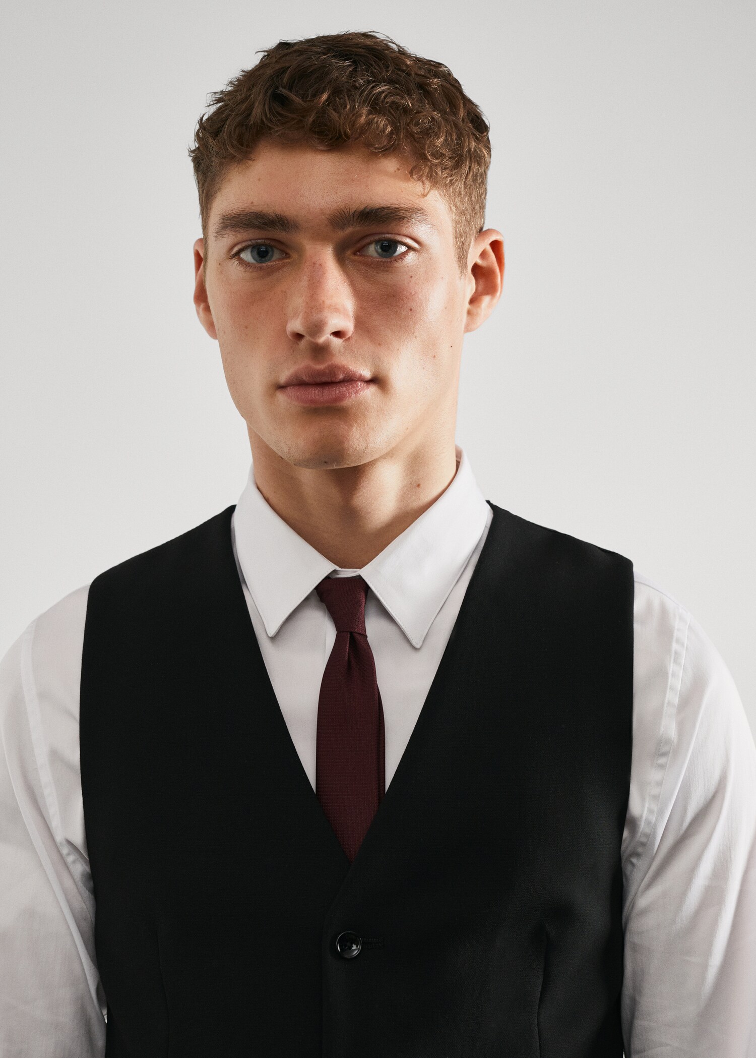 Super slim-fit suit vest - Details of the article 1