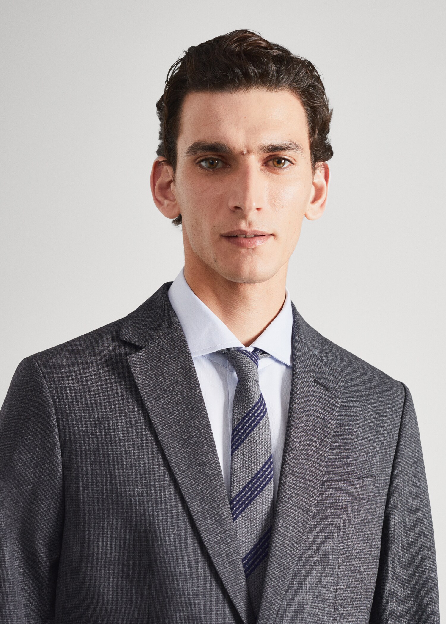 Slim-fit wool suit jacket - Details of the article 1